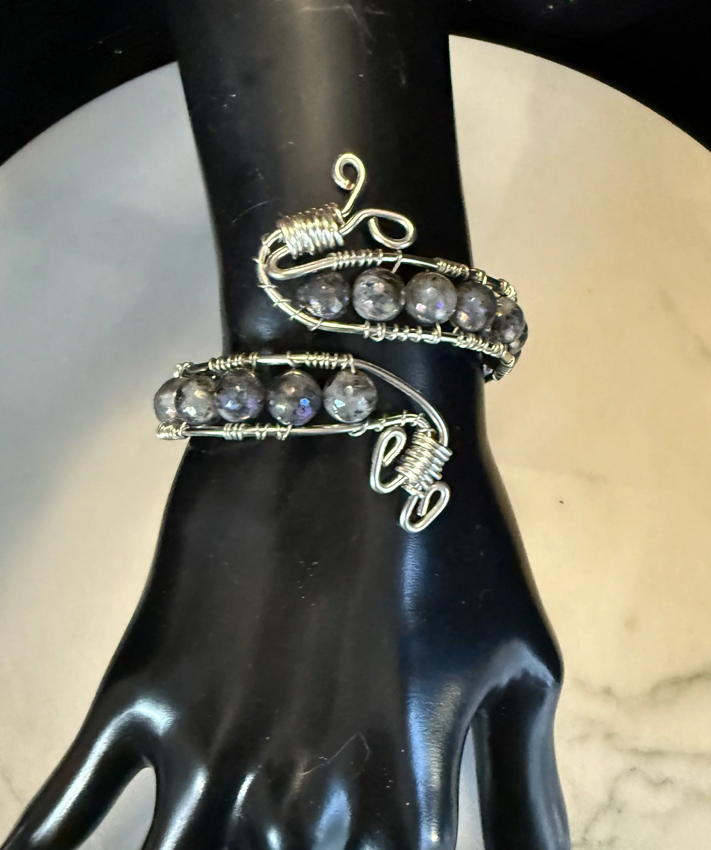 Electro Prism Cuff pic 3 11.24.25 - 1.jpeg