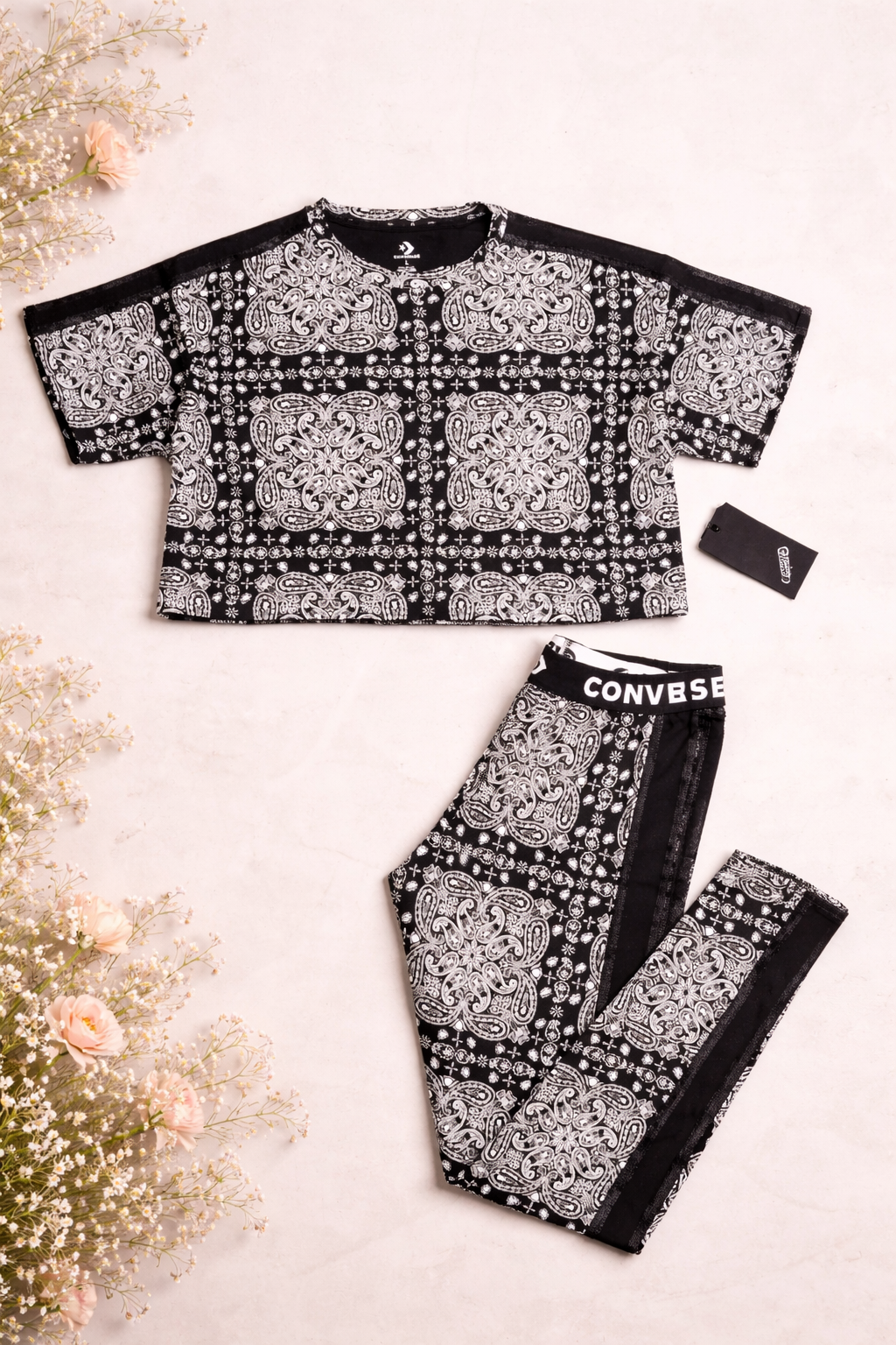 Paisley print athleisure set