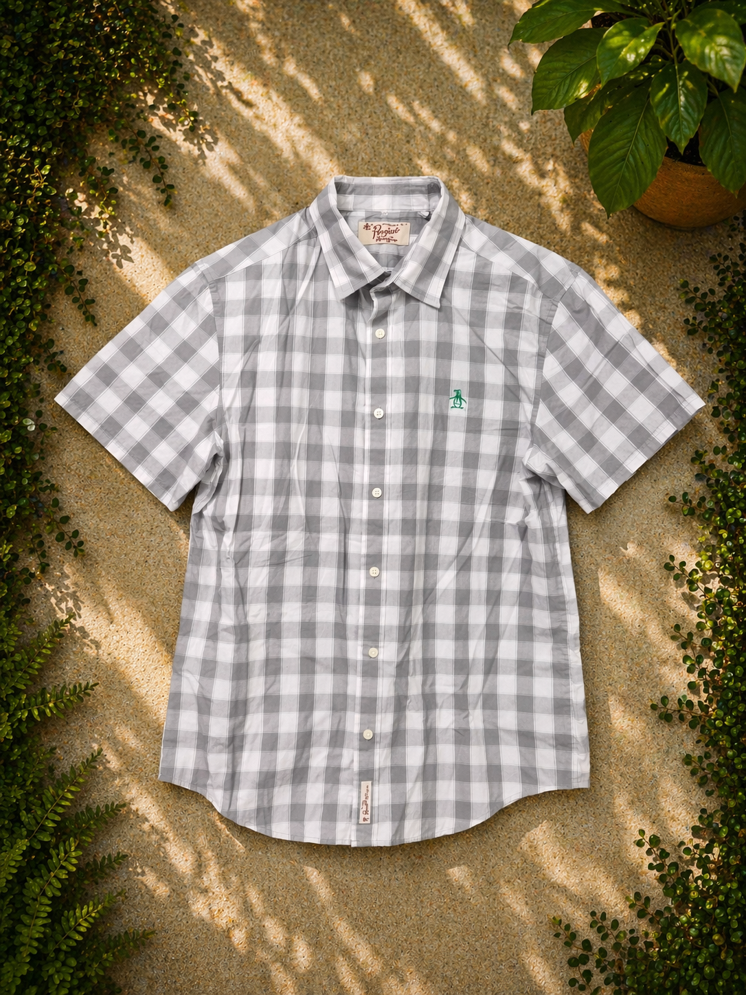 Men’s Penguin Plaid Short Sleeve Button-Up Shirt – Grey / White