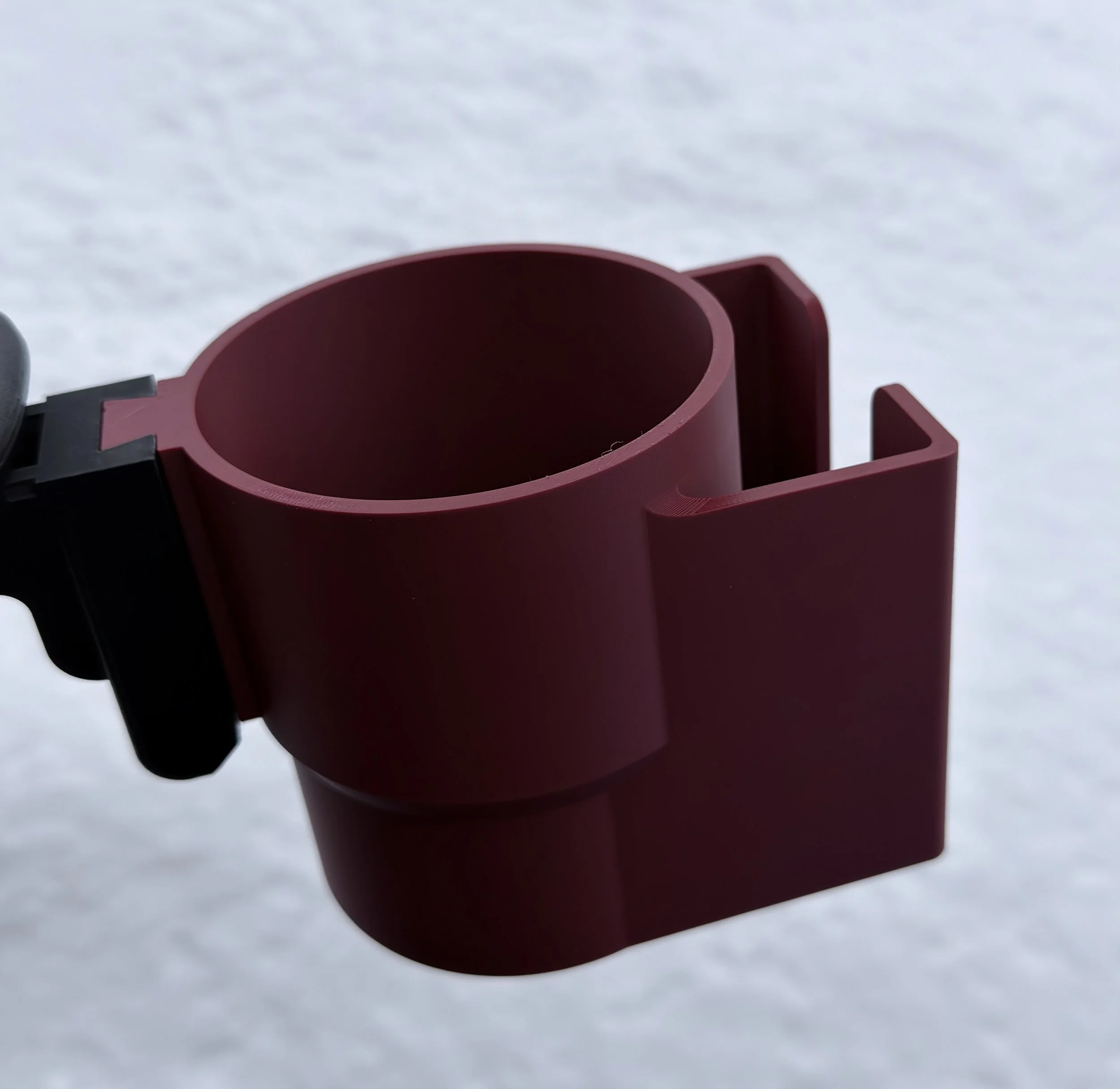 Cupholder With Front Phone Holder