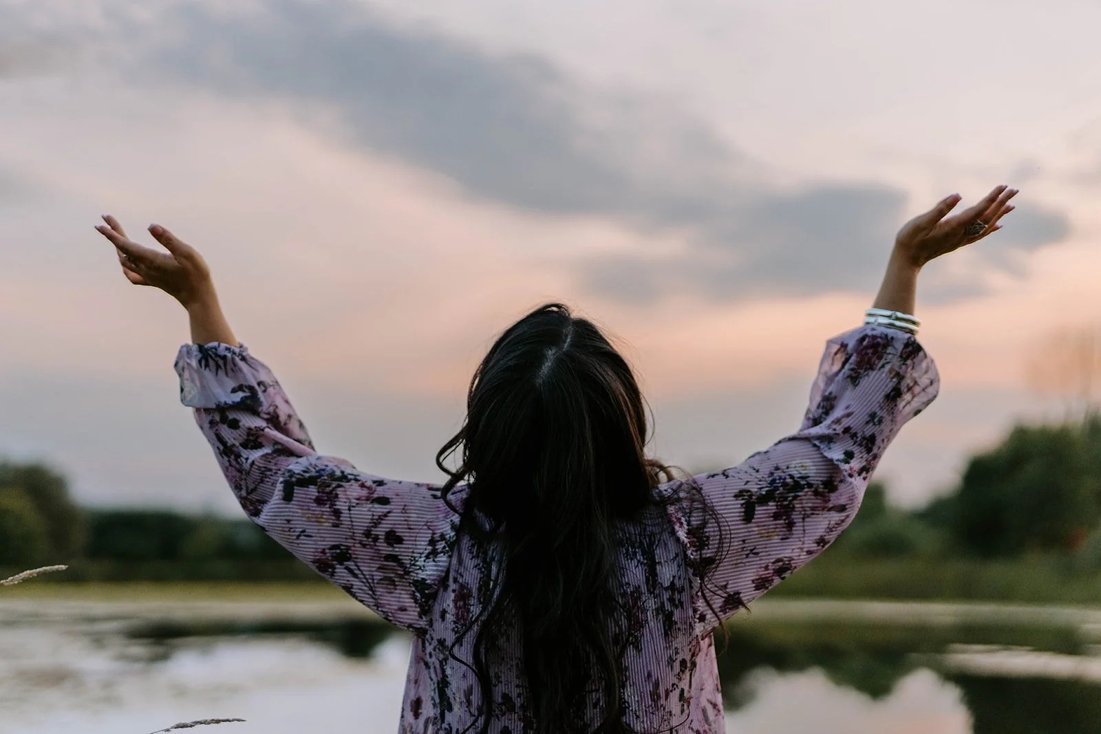 1:1 Dreamwork Session - Exploring the Inner Landscape - A Guided Dreamwork Session