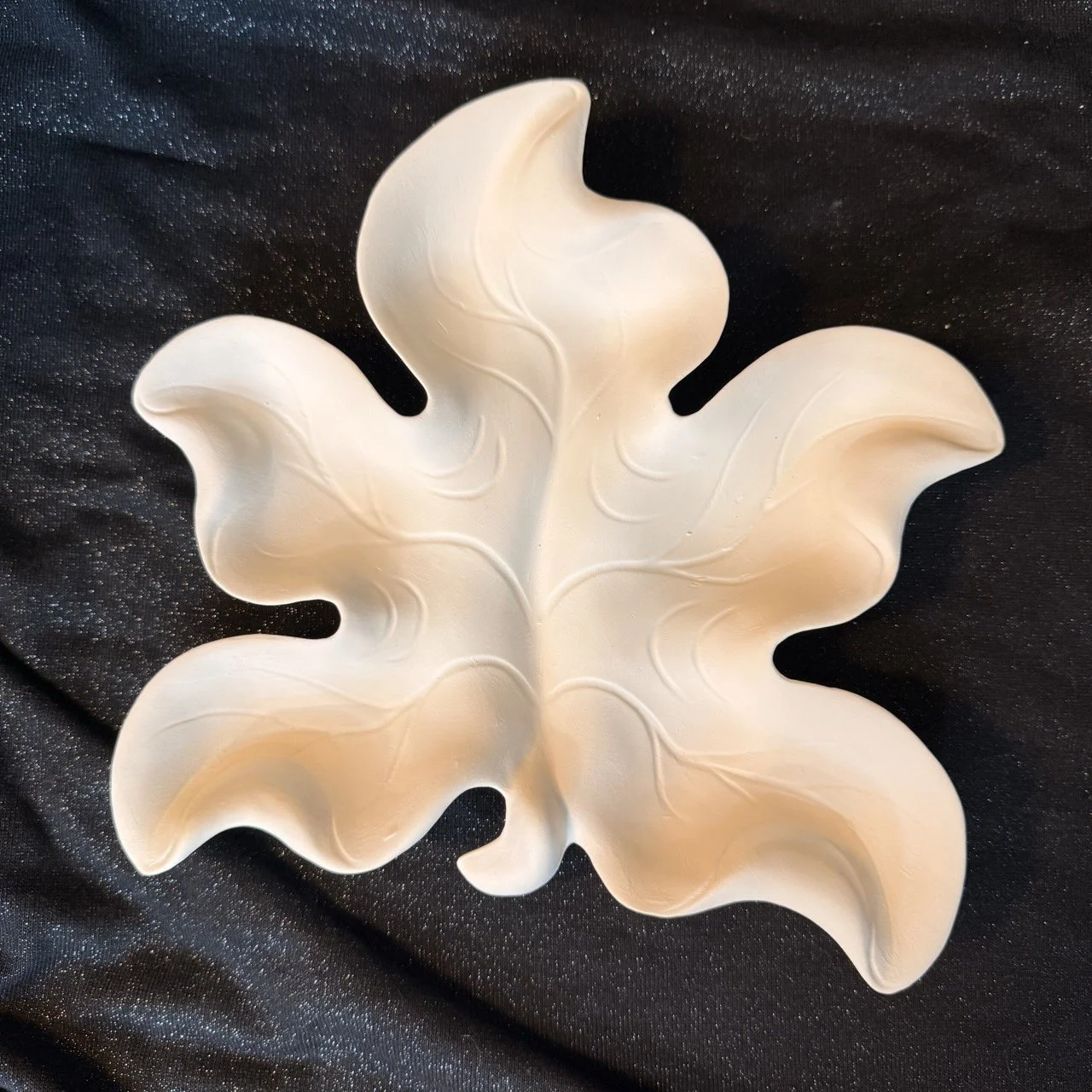 Oak Leaf Dish.jpeg