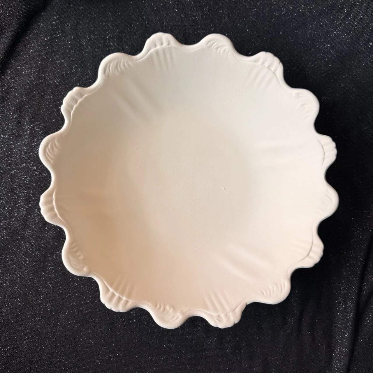 Scalloped Bowl2.jpeg