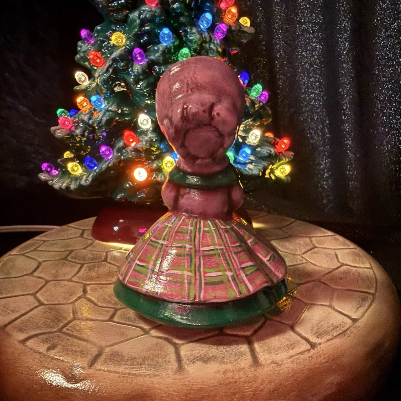 Carolers7.jpeg