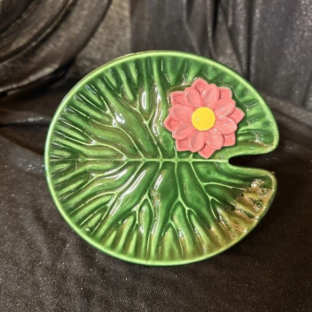 Stillwater Lily Dish