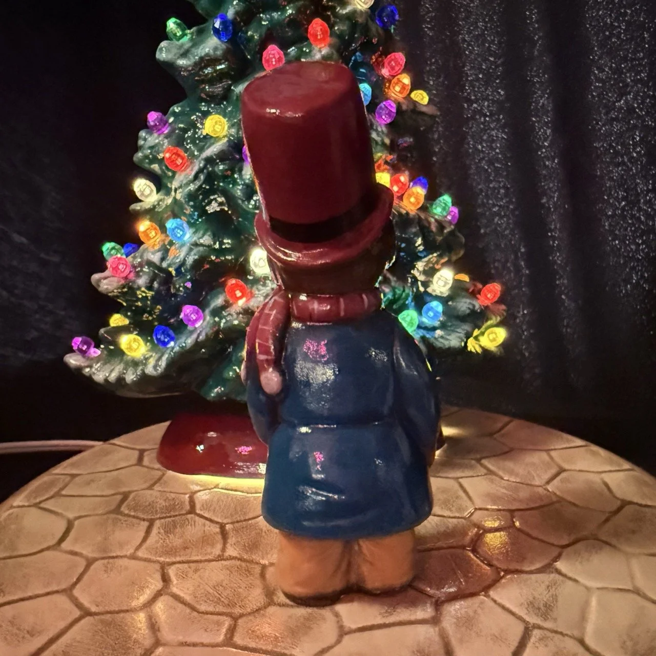 Carolers11.jpeg