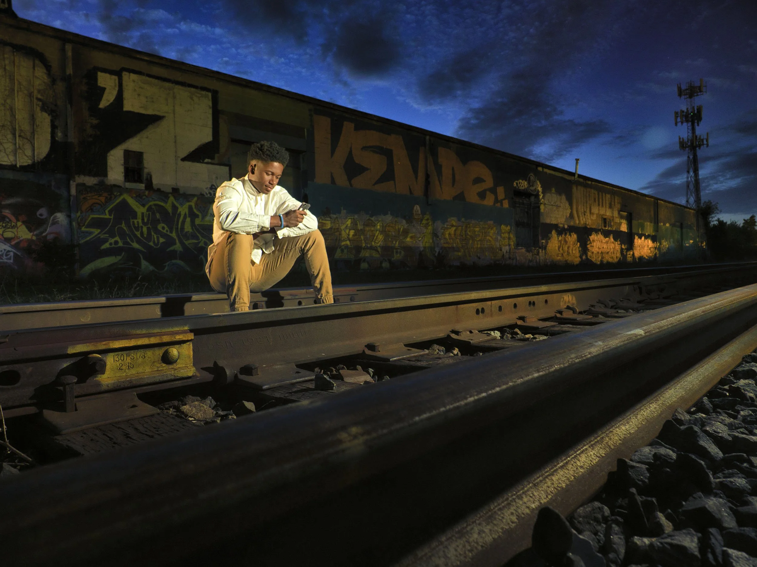 Darrius Senior Portaits Downtown-136-Edit.jpg