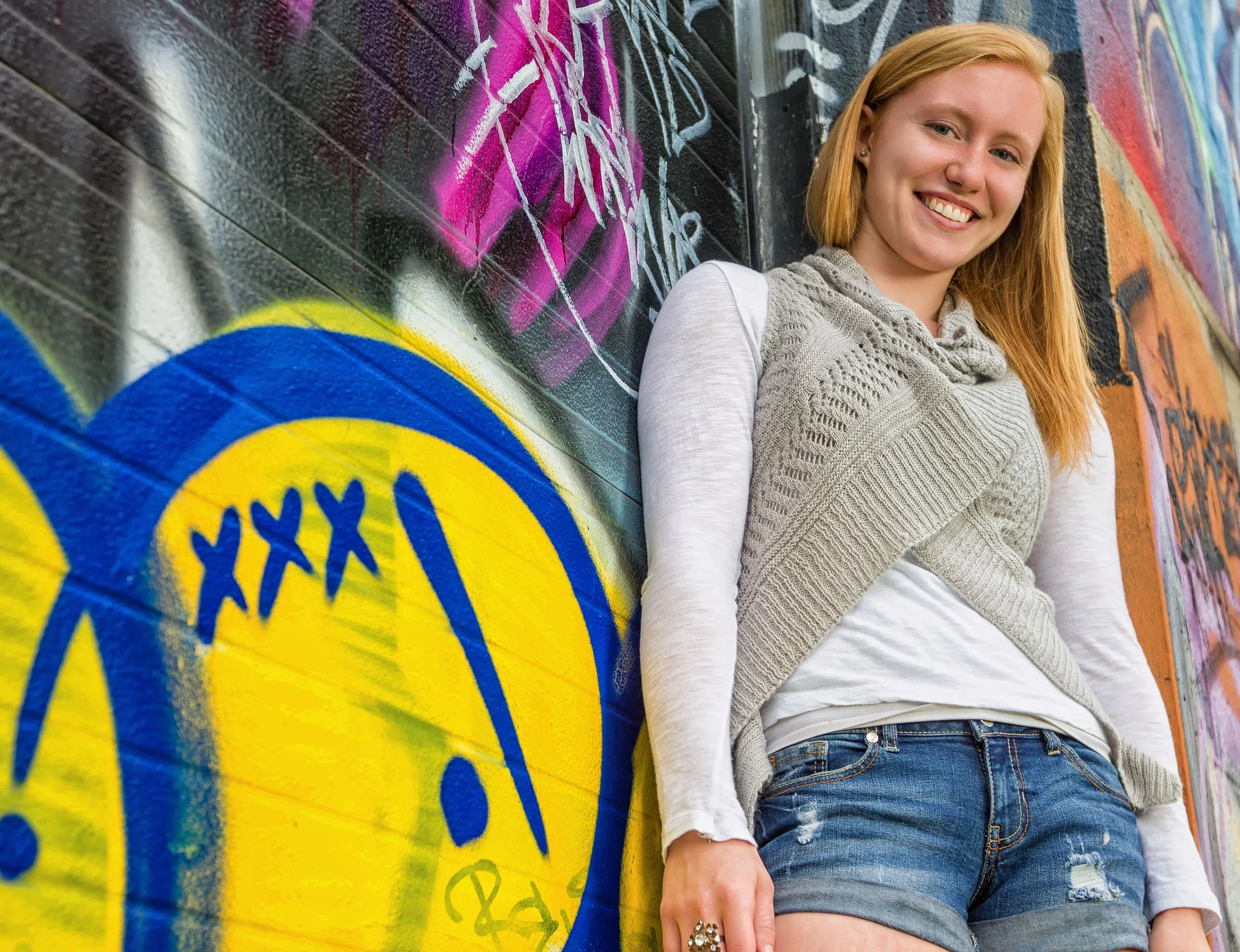 Jessica and Caitlin Senior Portaits 57-Edit.jpg