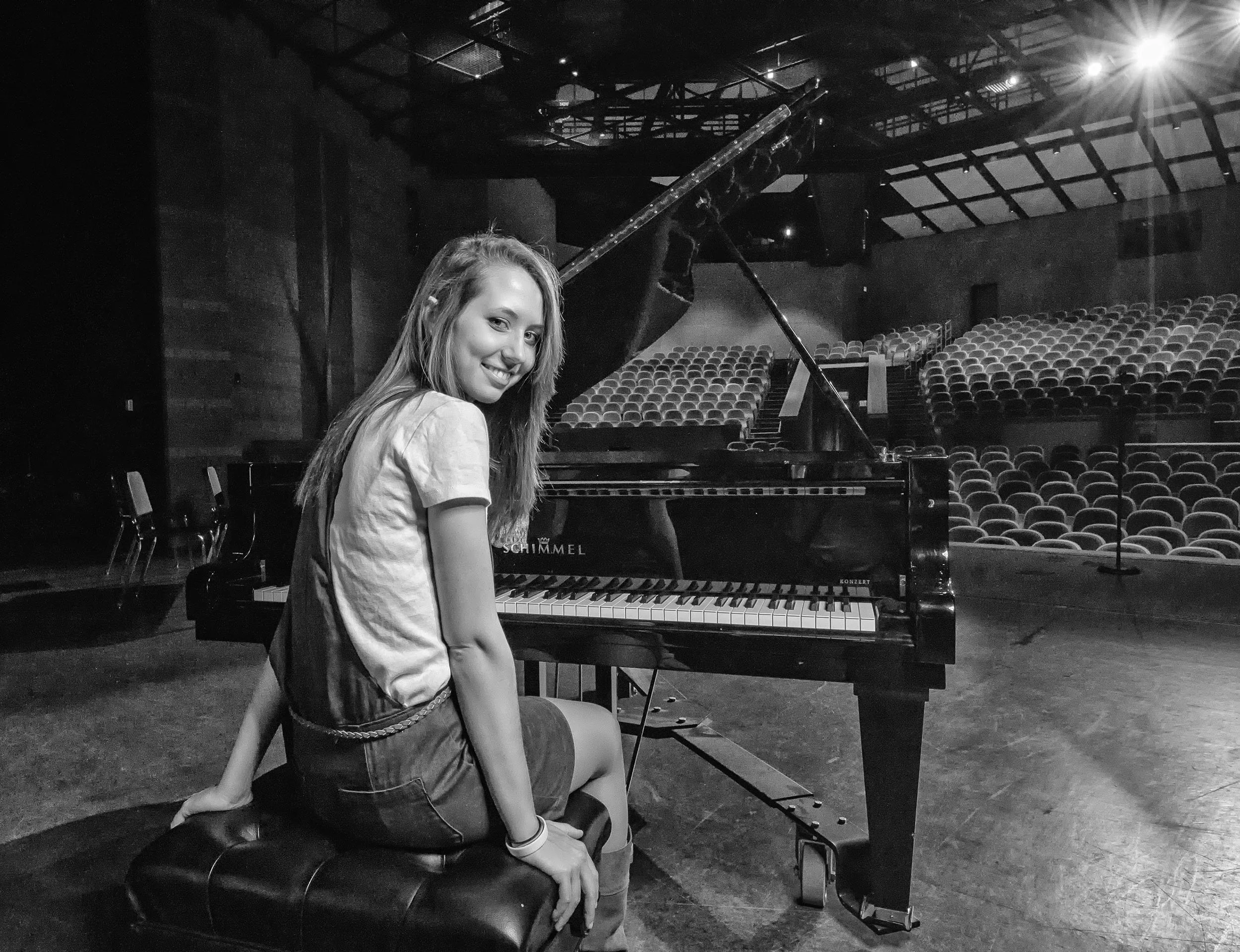 Kailey Sullivan Senior Portraits-375.jpg