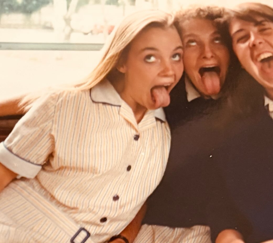 Thirty five years ago I was the cheeky new kid at @careygrammar . I arrived in year 12 and was the one pulling faces in the school photos, talking WAY too much, feeling different, and having absolutely no idea where life would take me. Honestly , l w