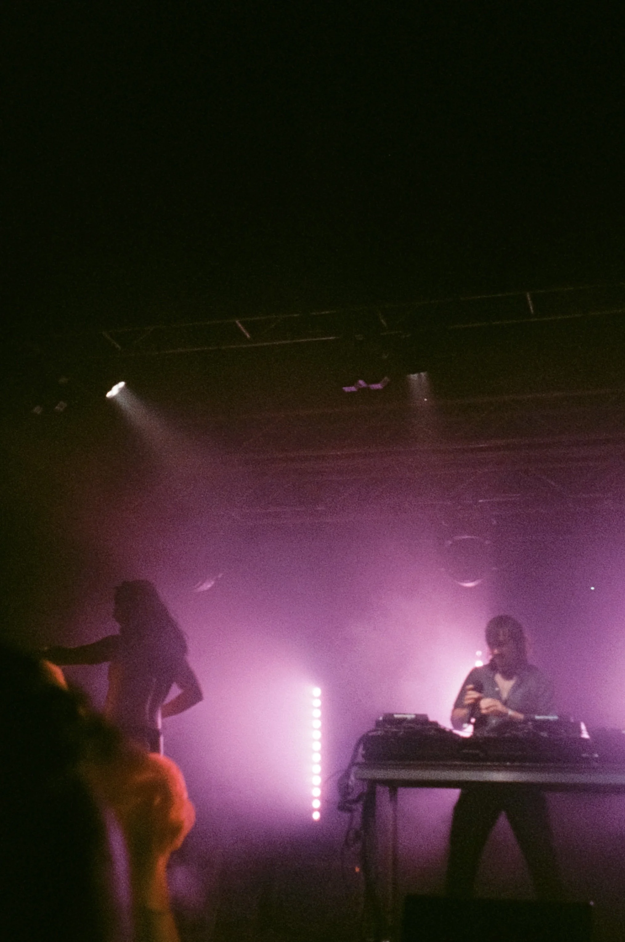 000115030014_14a.jpg