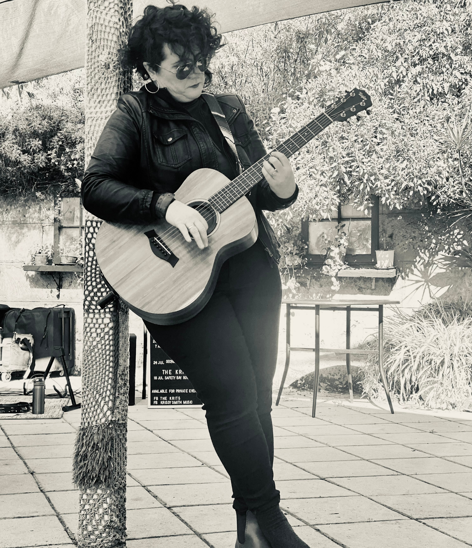 SMF+BW06.png (Copy) (Copy) (Copy) (Copy)