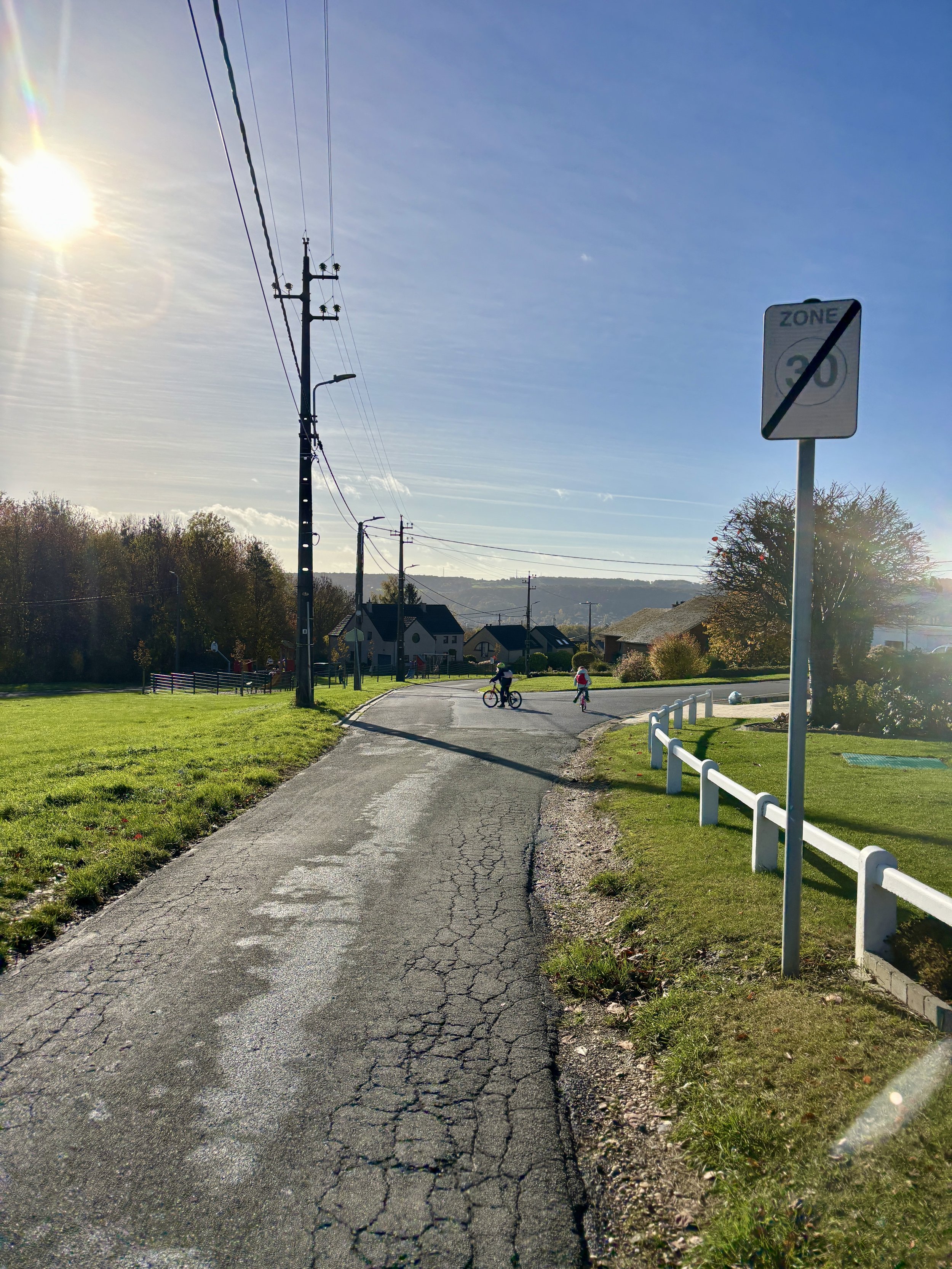 Important pour garder la forme et respirer le bon air; les après-midis sont souvent propices à faire l'une ou l'autre balade dans la classe Kaleido.