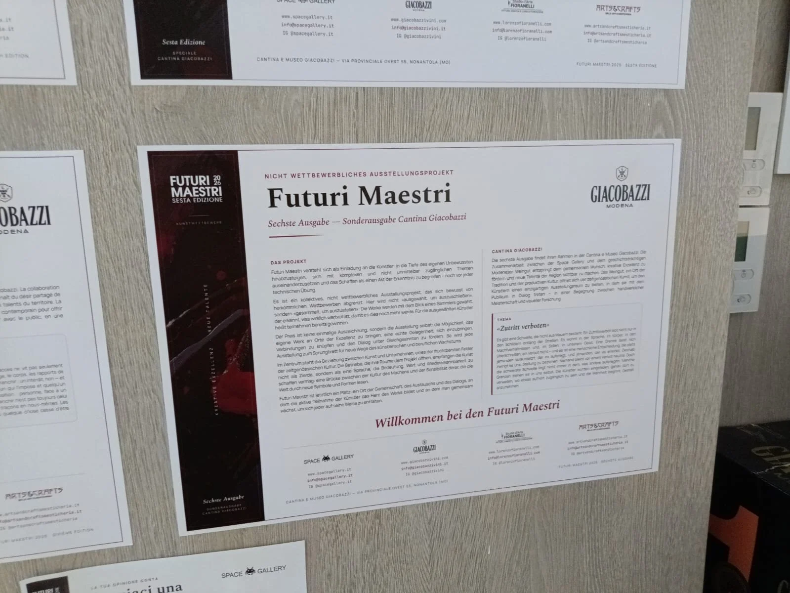Informativa sulla mostra 'Futuri Maestri', sesta edizione, presso Cantina Giacobazzi, Nonantola, con testo e loghi dell'organizzazione.