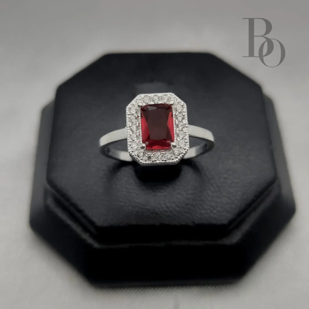 Anillo Solitario Piedra Zirconia Cuadrada Central Plata