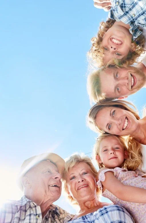 Familie geniesst den Moment - Marti & Partner unterstützt Familien mit unabhängiger Finanz- und Vorsorgeplanung in der Zentralschweiz.