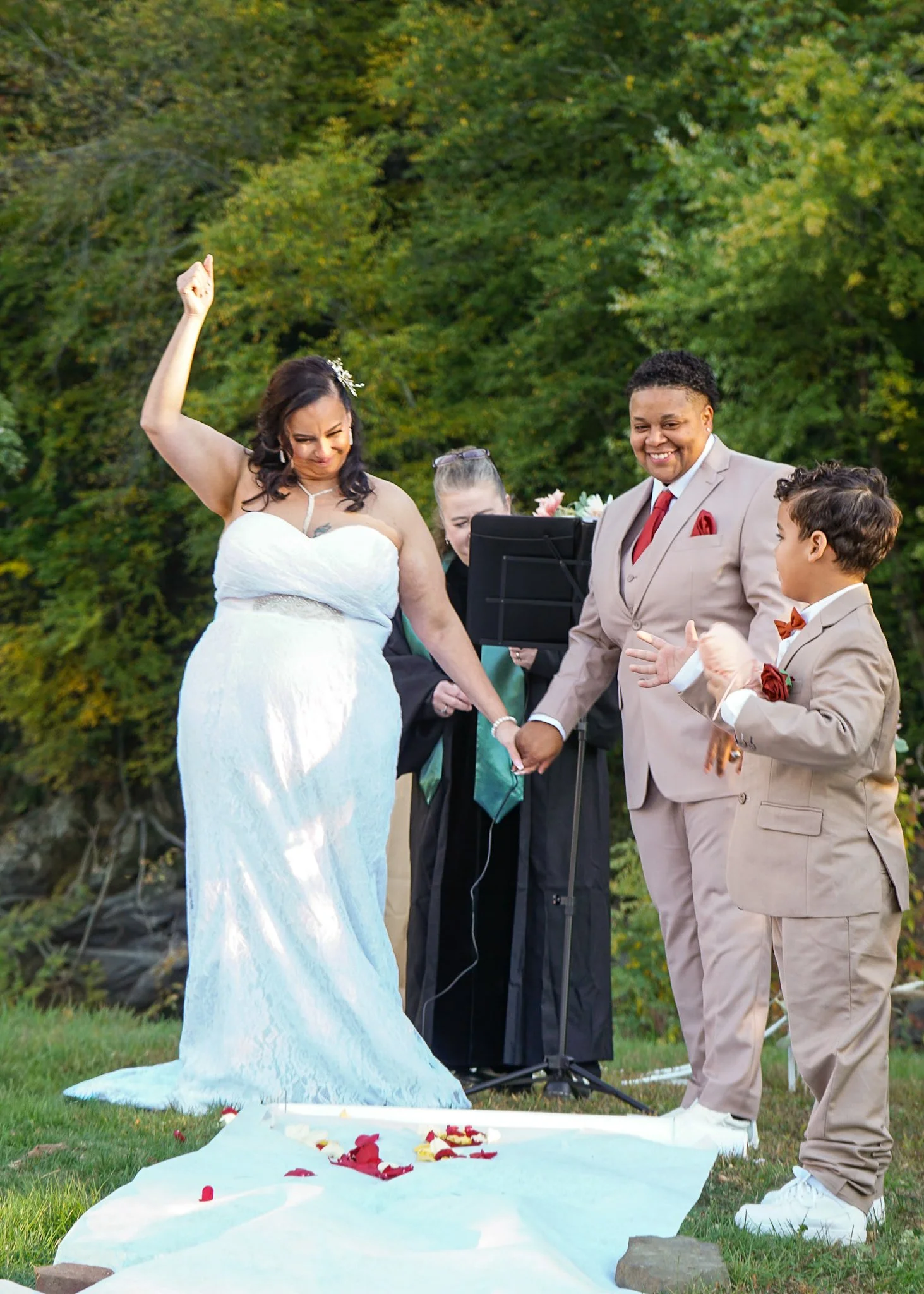 DSC04744 10-08-22 Maria & Brittany.jpg