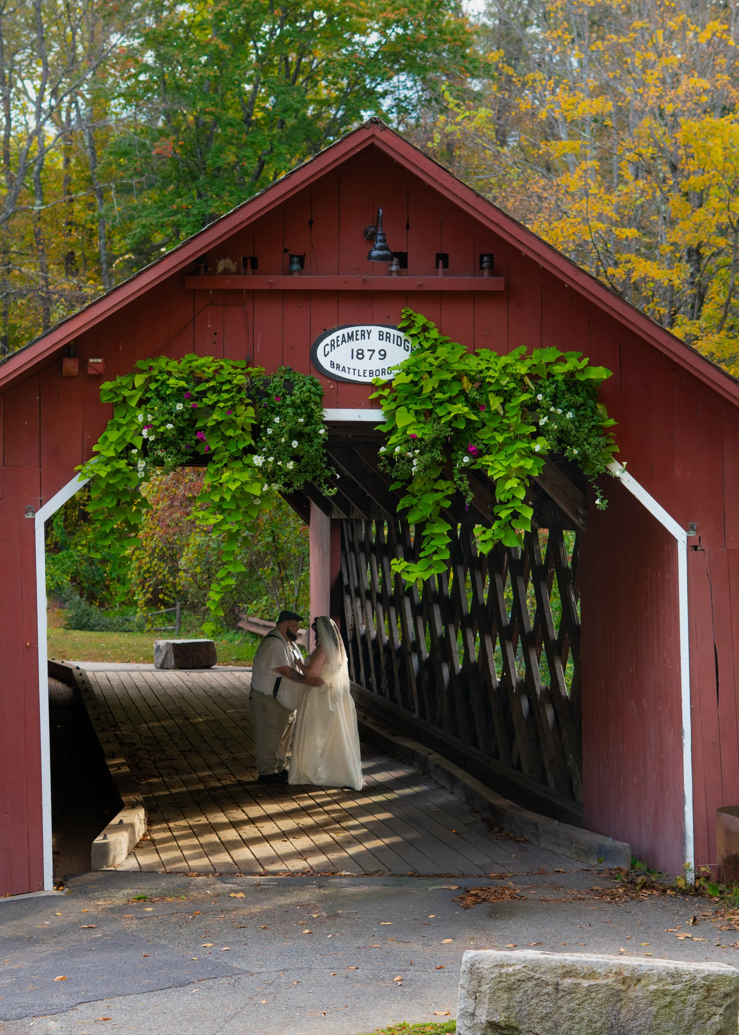 DSC01353 10-13-23 Ray & Vito.jpg