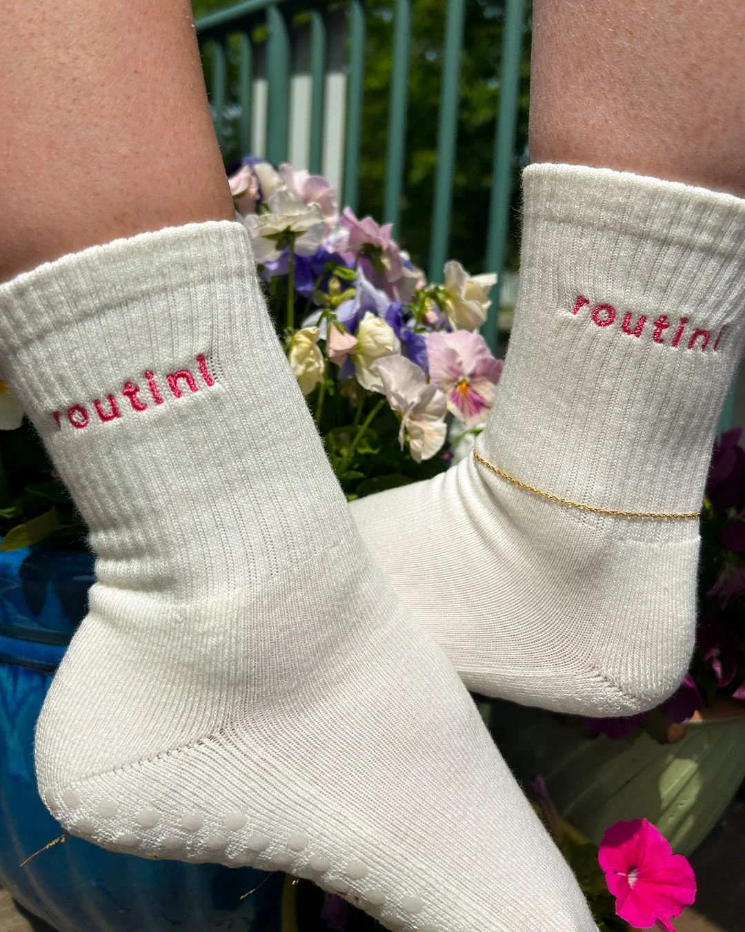 new routini socks? say less 🌟🫶🌺💓🧦