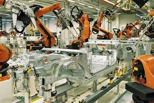 The Manufacturer Industry-Vertical Finance Map 2026