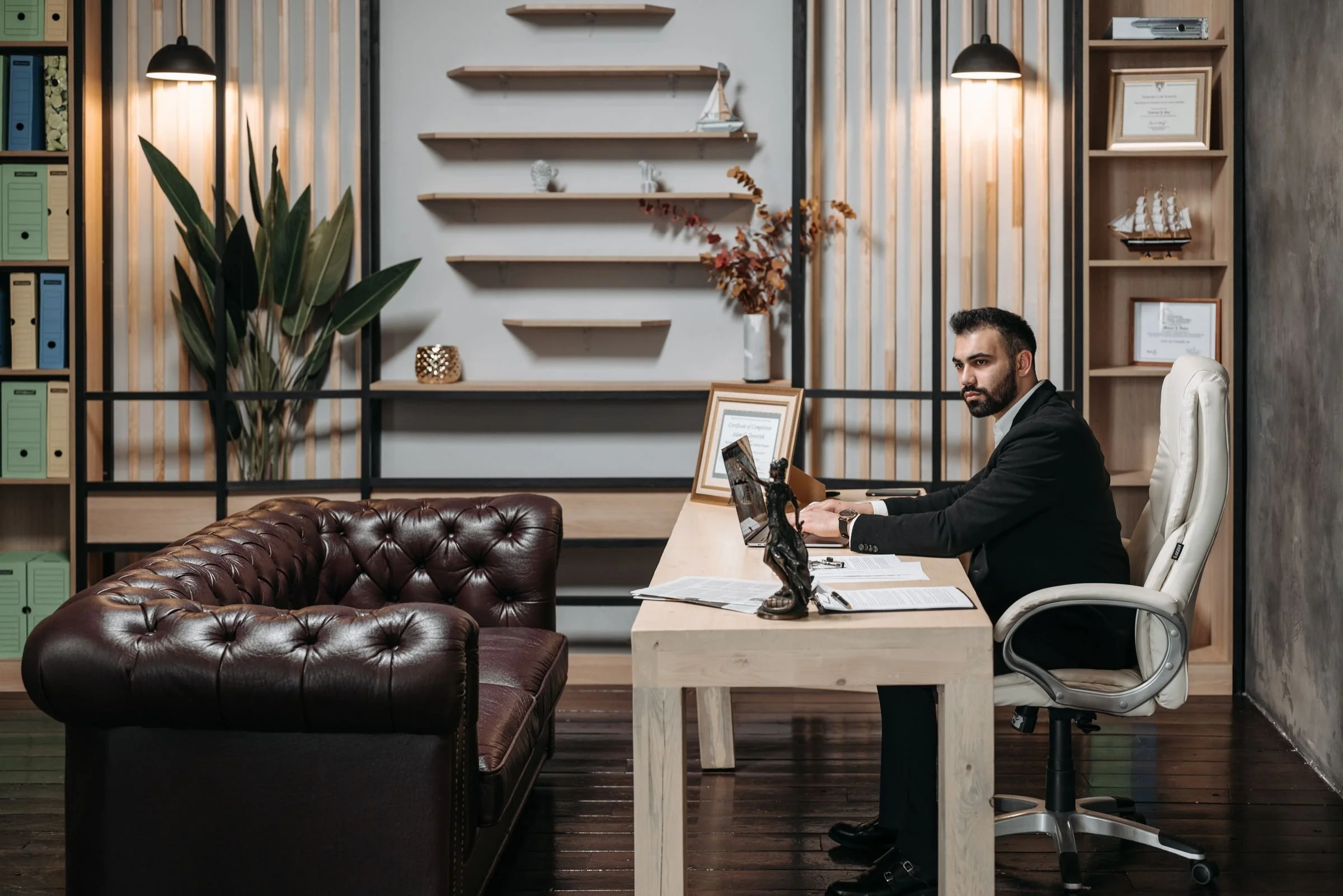 Invoice Finance or a Working Capital Loan: Without the House
