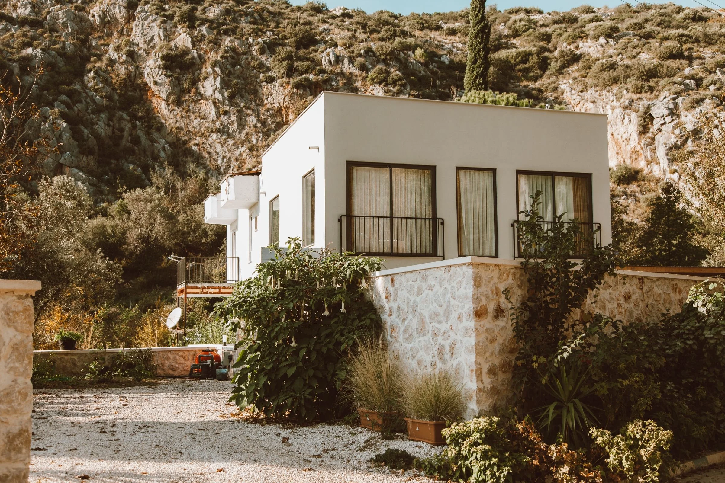 Choosing a Non-Bank Property Lender Before CDR Lands in FY27