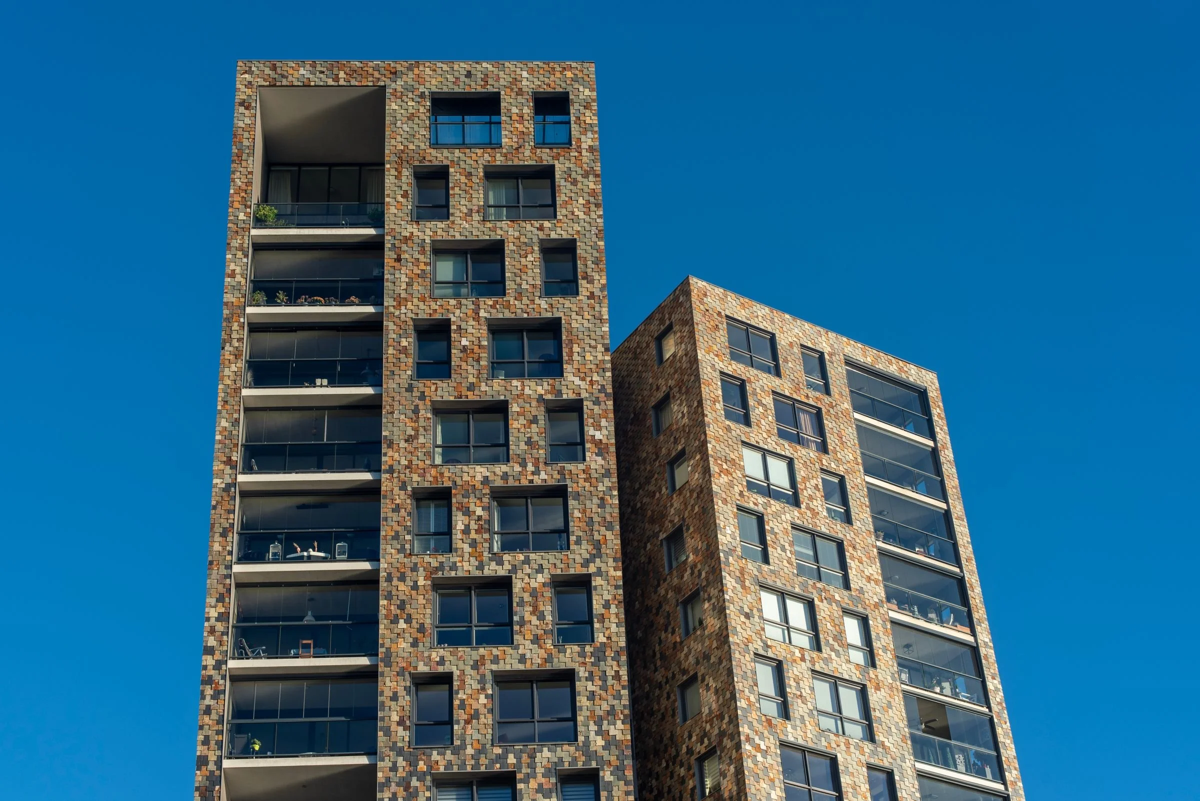 Sale and Leaseback Australia: How It Works, Costs &amp; Risks