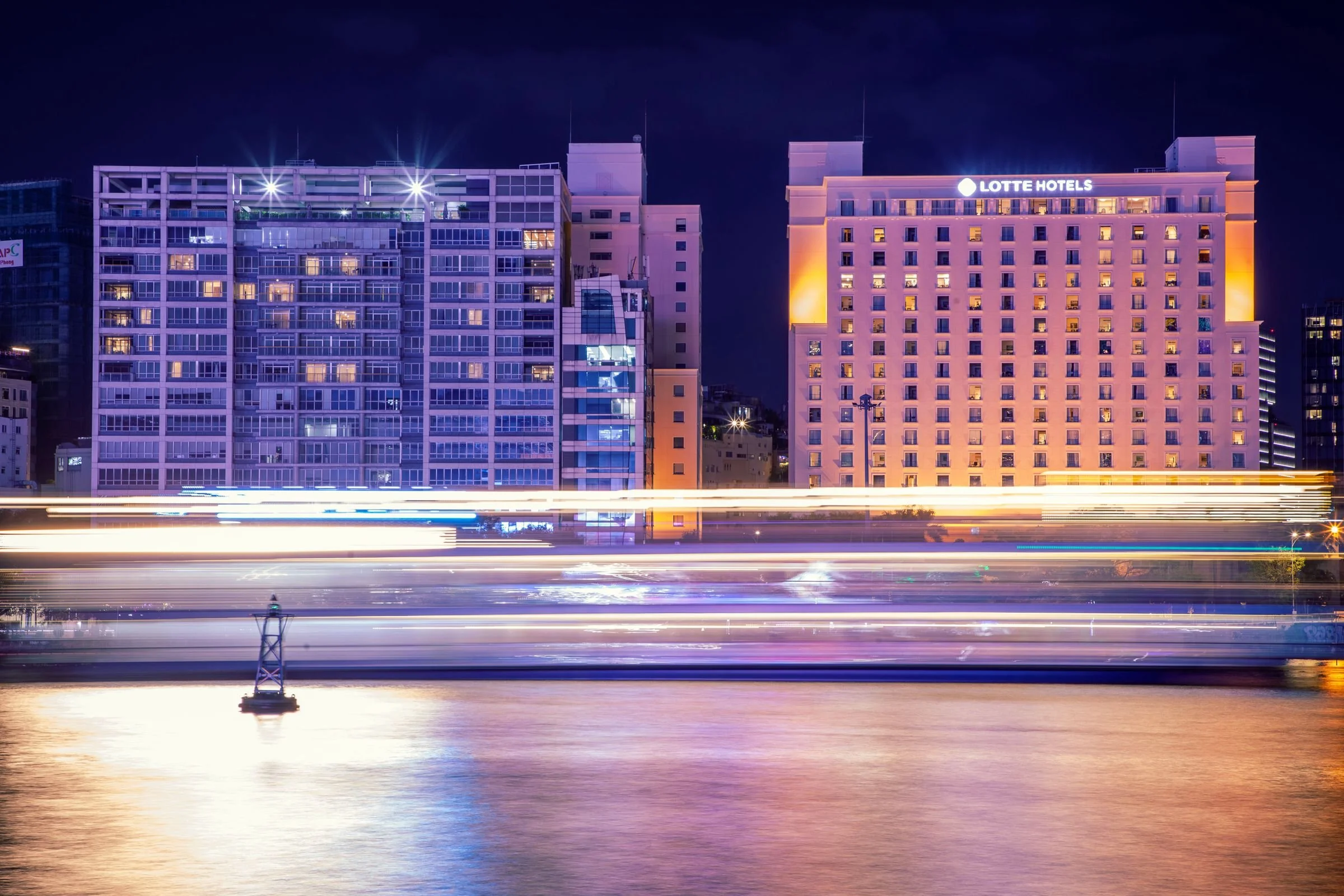 Freehold versus leasehold going concern compared for accommodation buyers, Switchboard Finance
