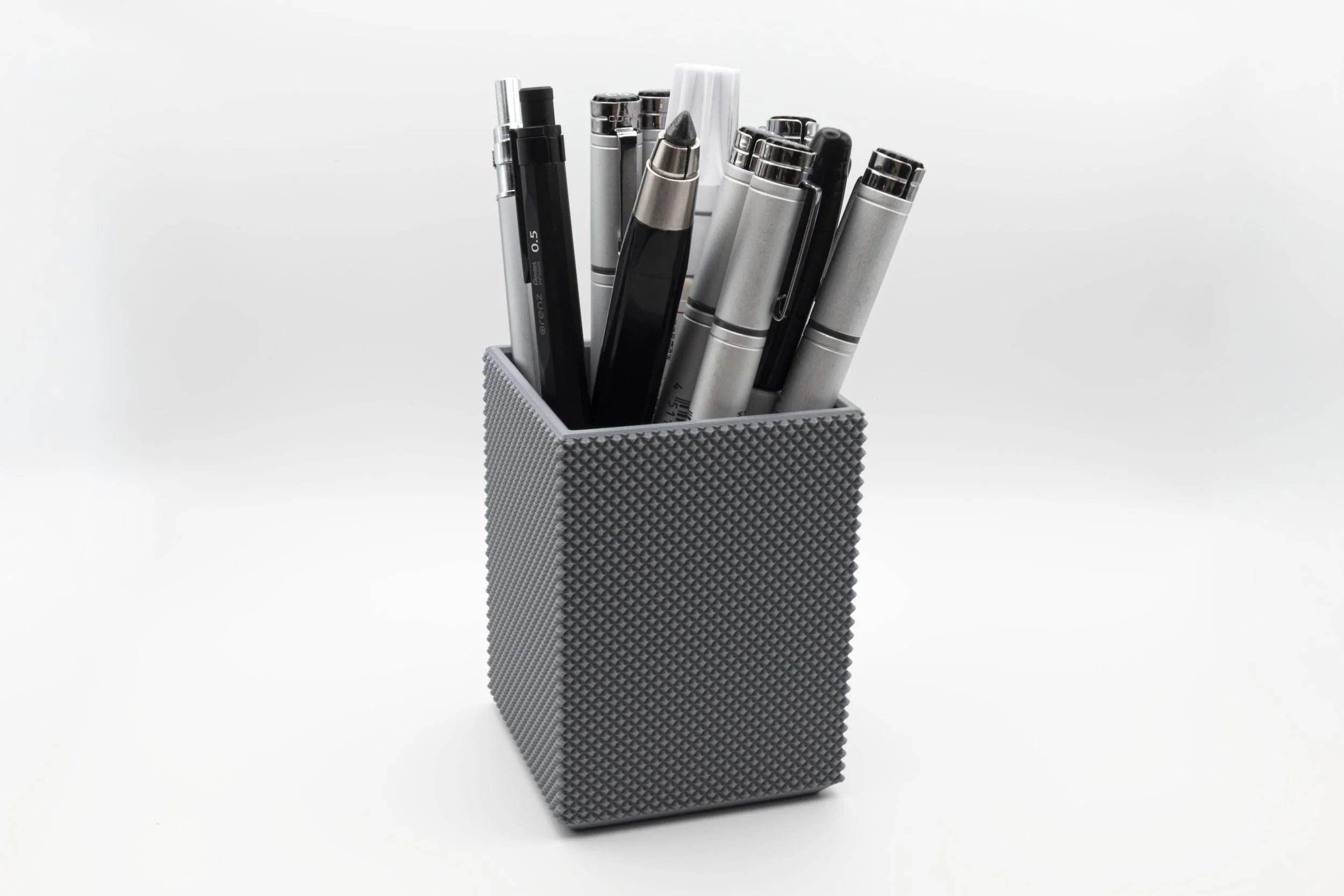 PENCIL HOLDER SQUARE KNURLING 2.jpg