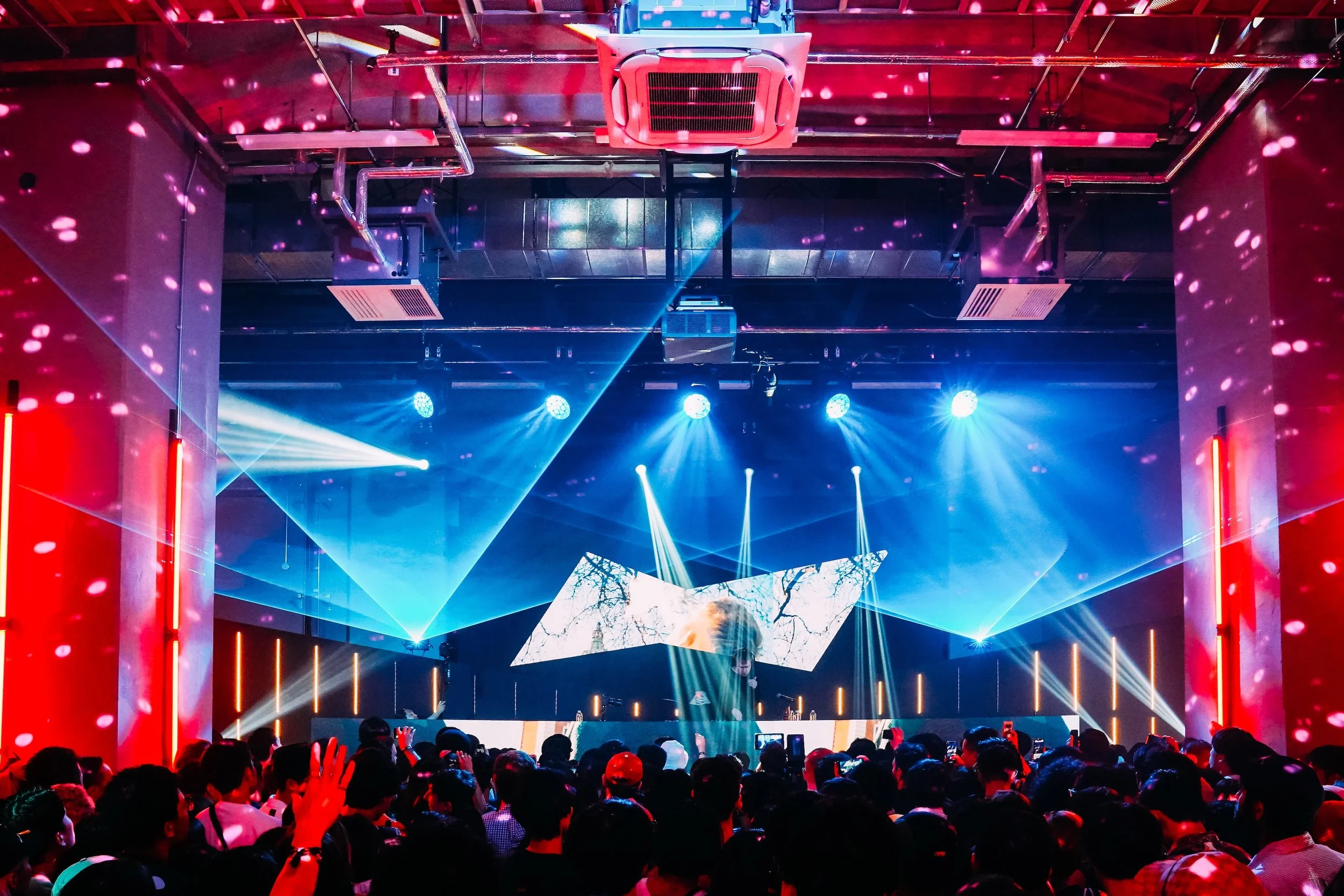 BUDX-TOKYO-150 copy 2.jpg