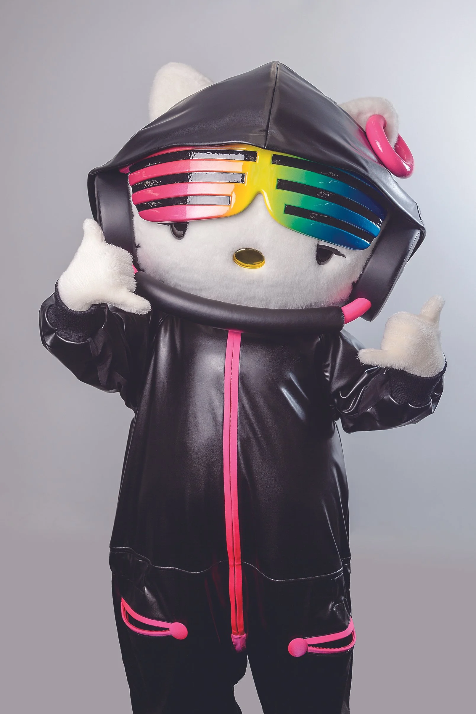 131116_dj.hellokitty_asya_main_cmyk_m_copy.jpg