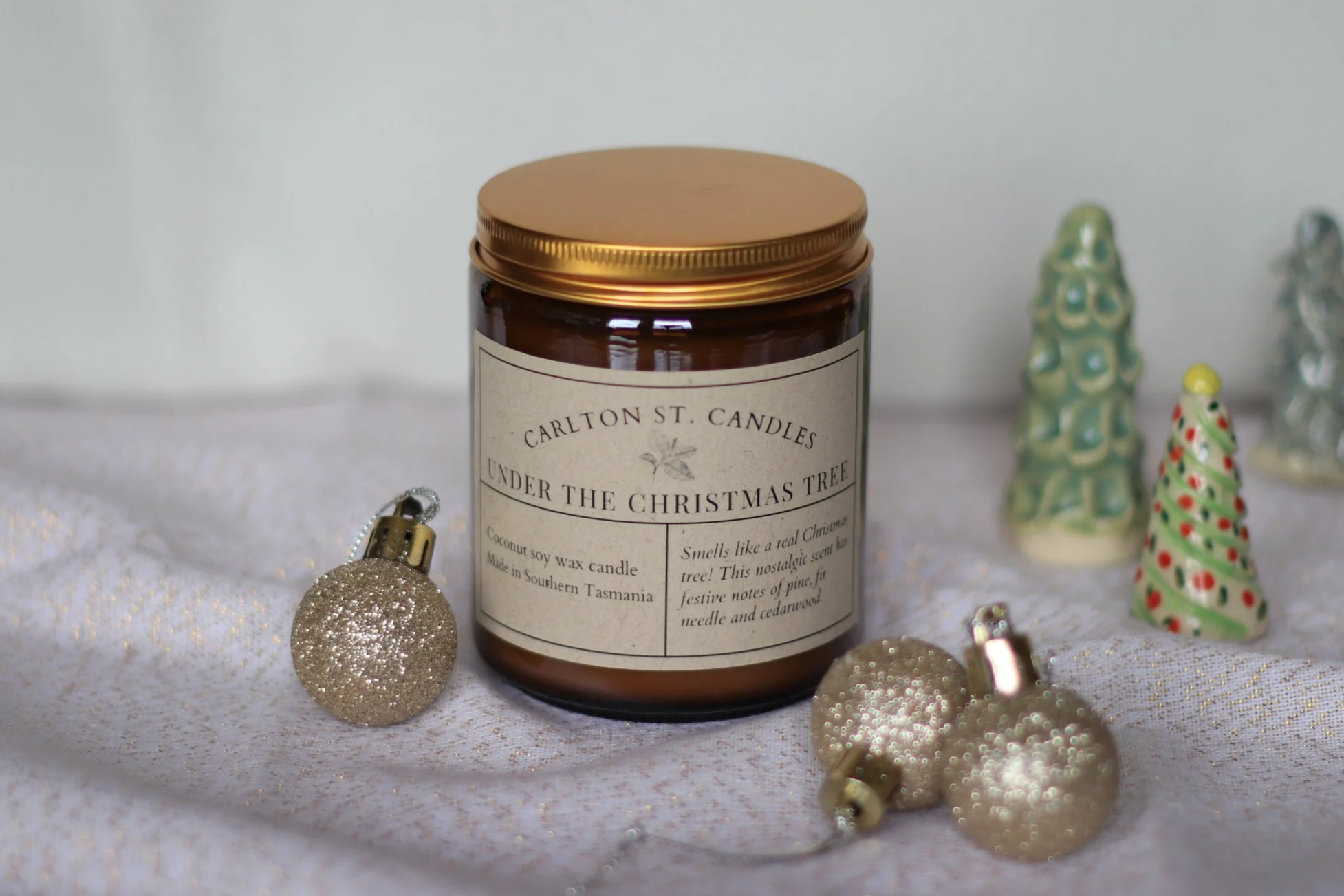 xmas+tree+candle+w+baubles.png