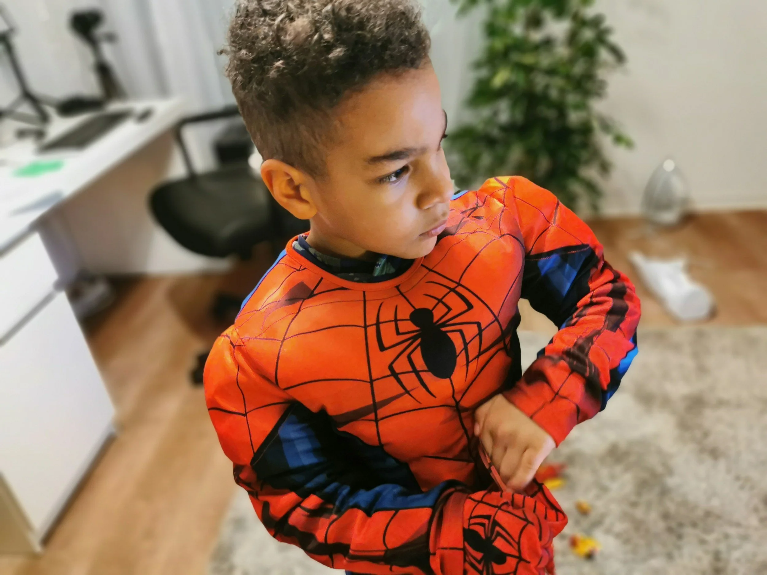 Visual Storytelling Activities for Autistic Children: How Pictures Became a Bridge to Communication