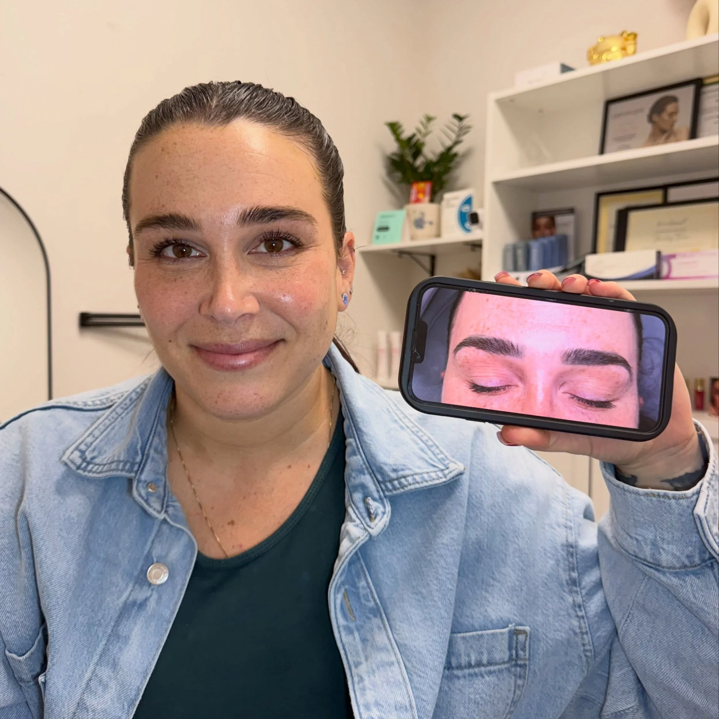 Her natural fluffy brows were hiding under years of dark tattoo pigment. LOOK AT THEM NOW. 😍

Your eyebrow tattoos might be aging your face more than you realize. 👀

Let&rsquo;s talk about those dark, grey-blue, overly saturated brows that you&rsqu