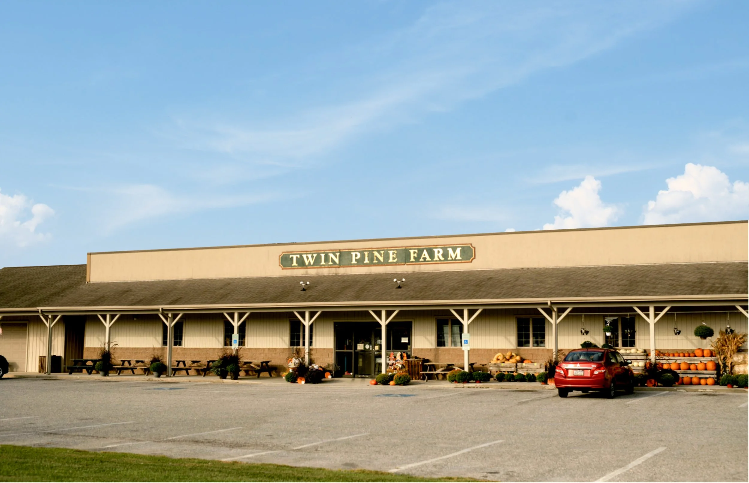 Win Country Store Country Store — TWIN PINE FARM