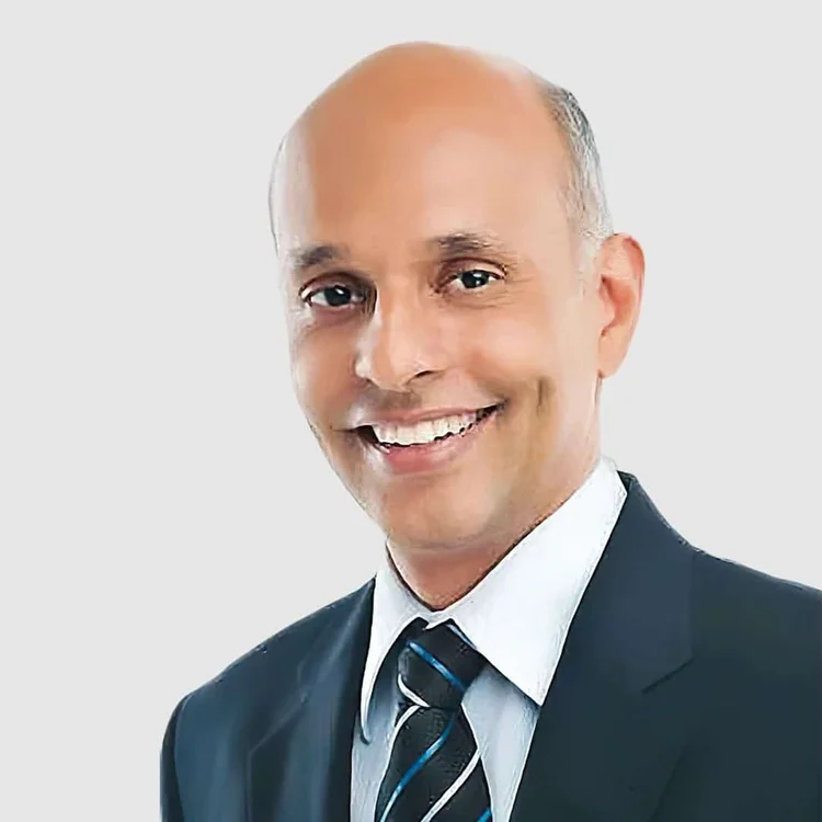 Dr. Mauricio Araújo