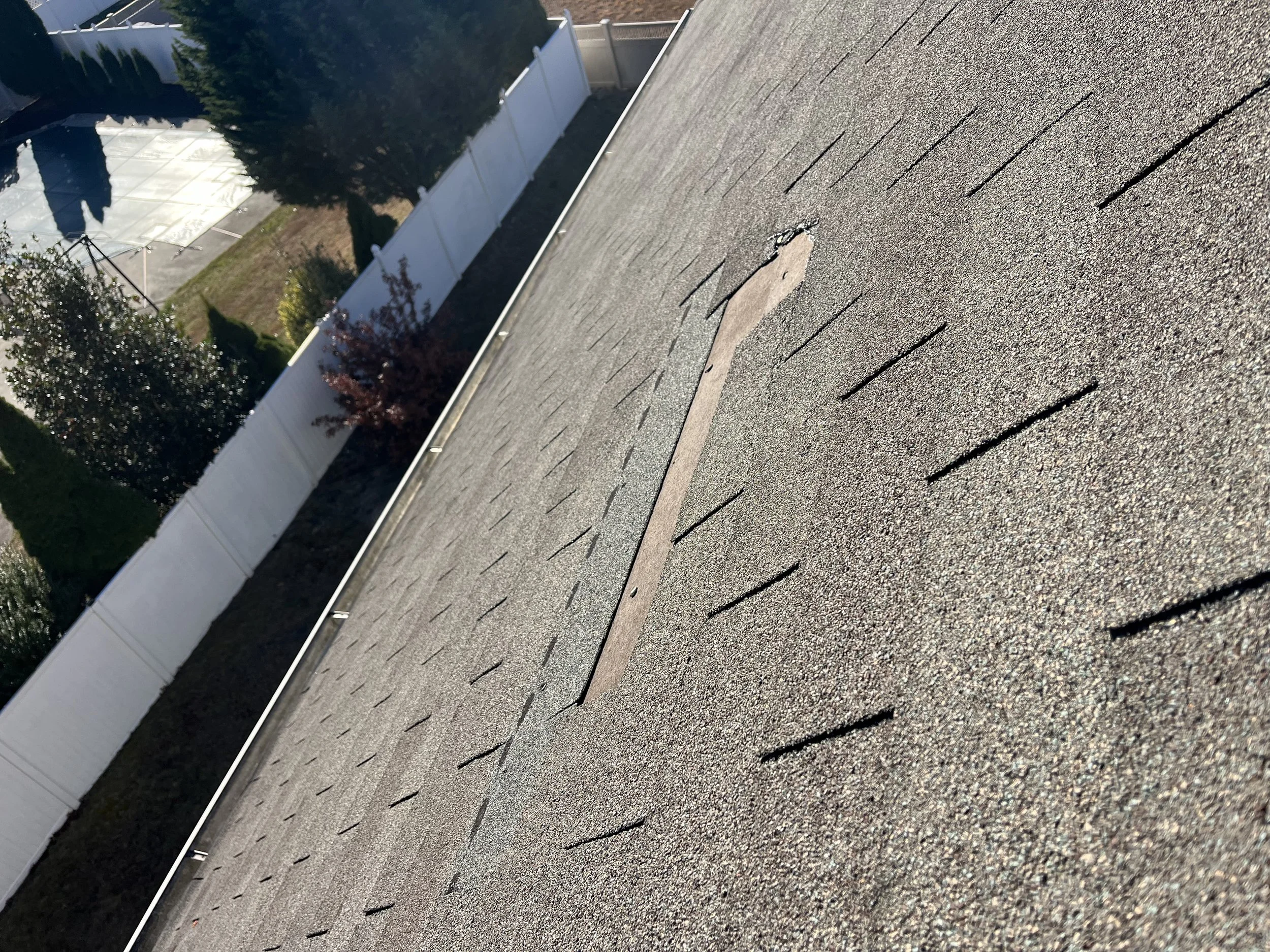 Wind damages found during our inspection.