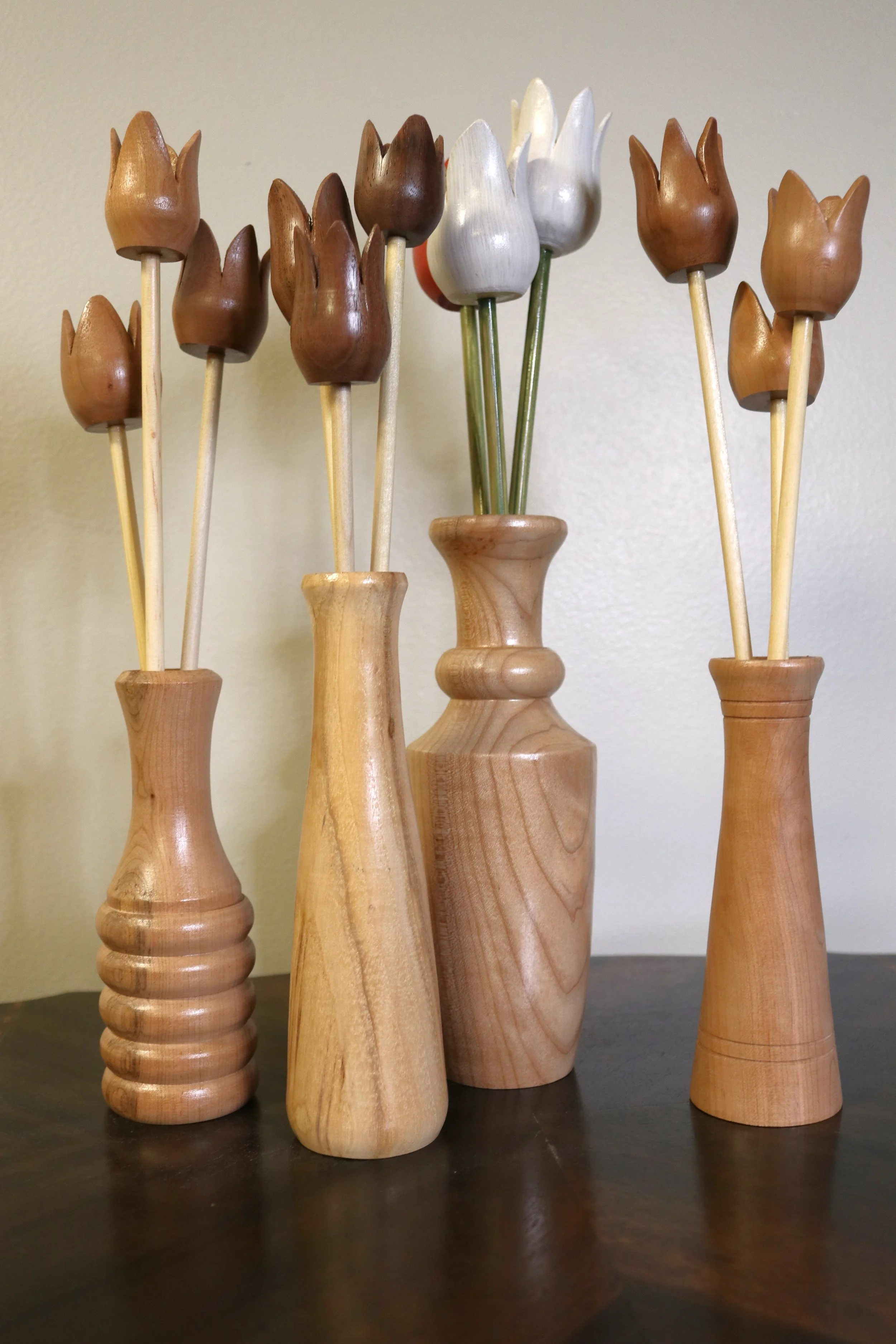 Mix & match flowers & vases