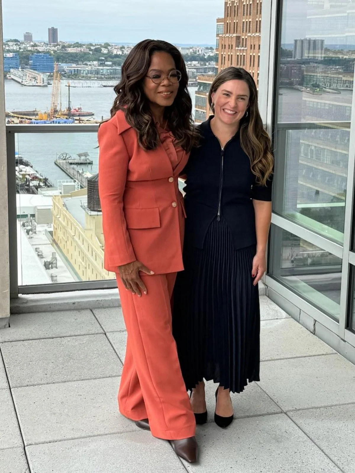 I recently had the honor of speaking with @Oprah on the @Oprahpodcast about behavioral addictions to video games and pornography with colleagues @adamleealter and @kaitlynregehr, co-founders of @quittr.app, Alex Slater @slater and Conor McLaren, and 