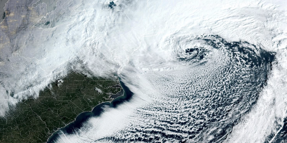 When the Storm Cannot Organize