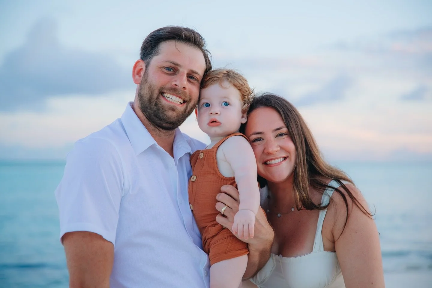 one of the best all inclusives for the whole fam @hyattzivacapcana. 

Punta Cana perfection ✨ A beachfront escape with waterparks, infinity pools, gourmet dining, and clubs for kids &amp; teens. Parents unwind by the sea&mdash;or savor fine dining ne