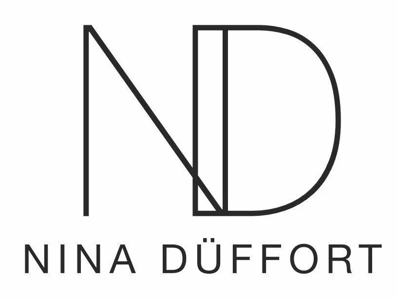 Maskenbildnerin   |   Hair &amp; MakeUp Artist