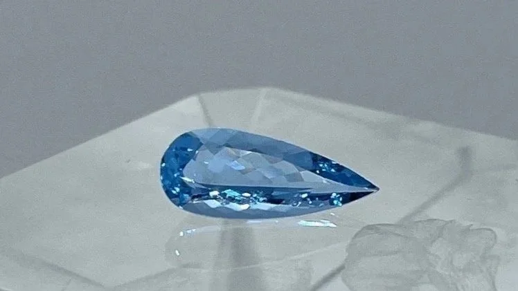 Aquamarine Pear (2.23 ct)