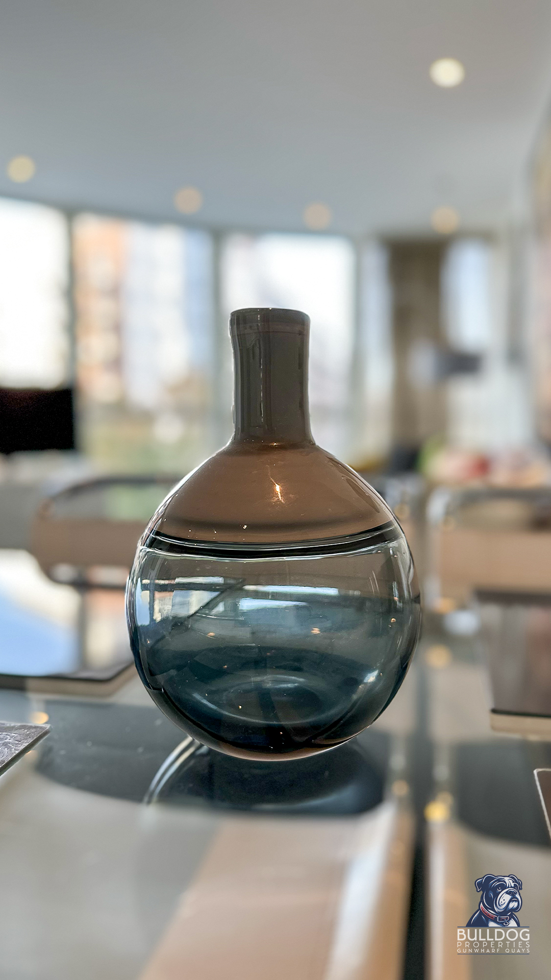 007 vase.png