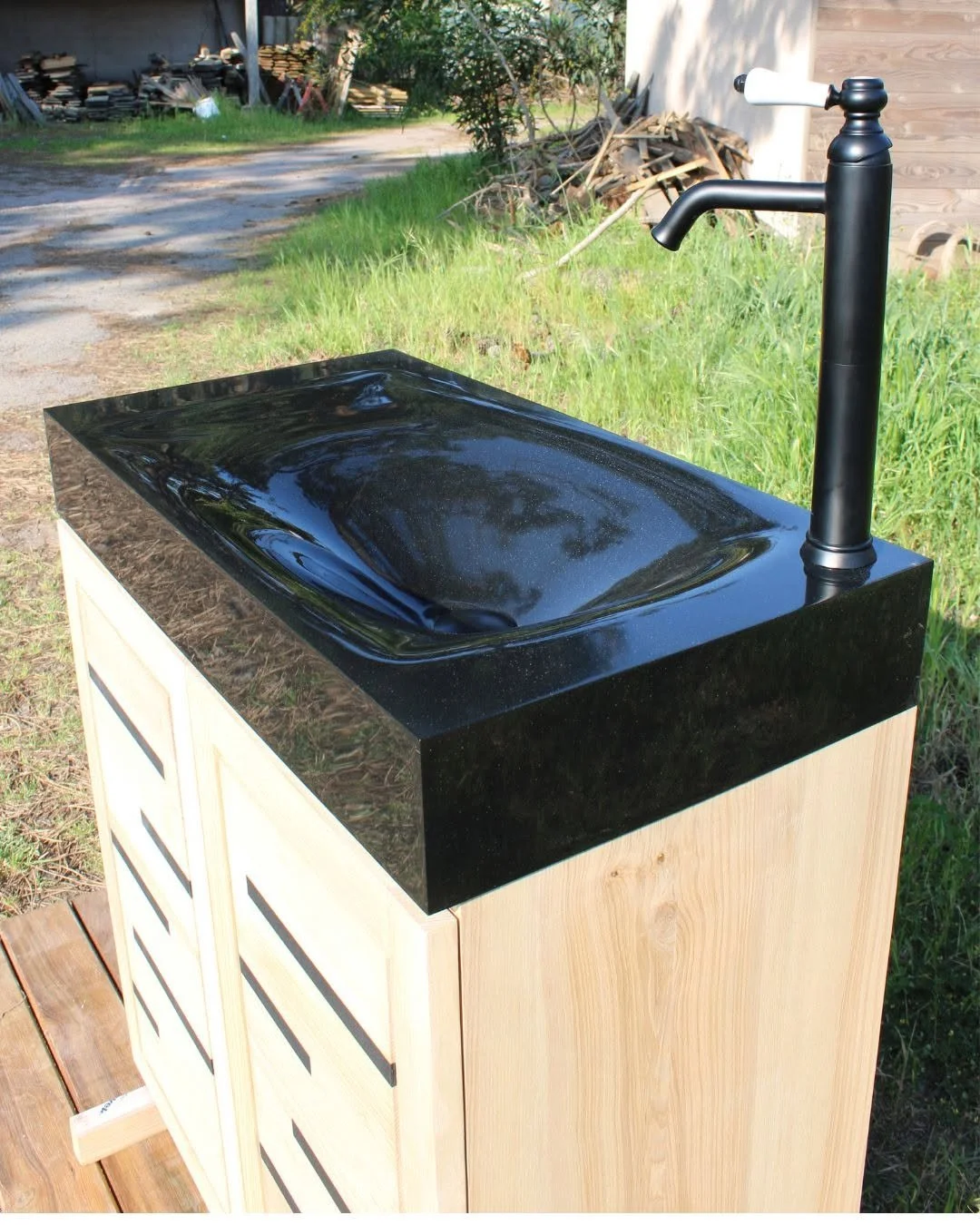 vasque-corian-corse.4.jpg