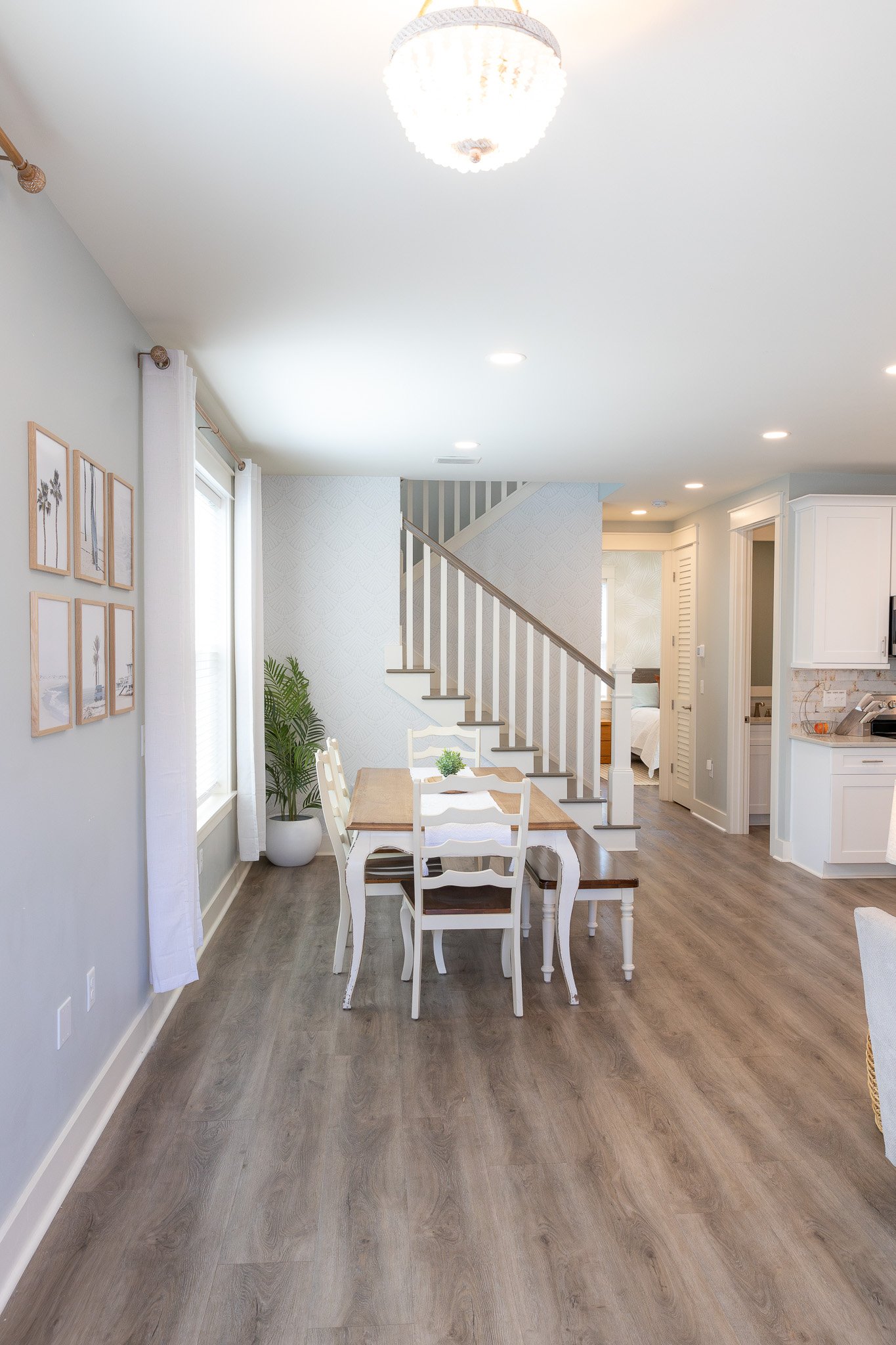 Bright Walls, Breezy Days, 30A Ways