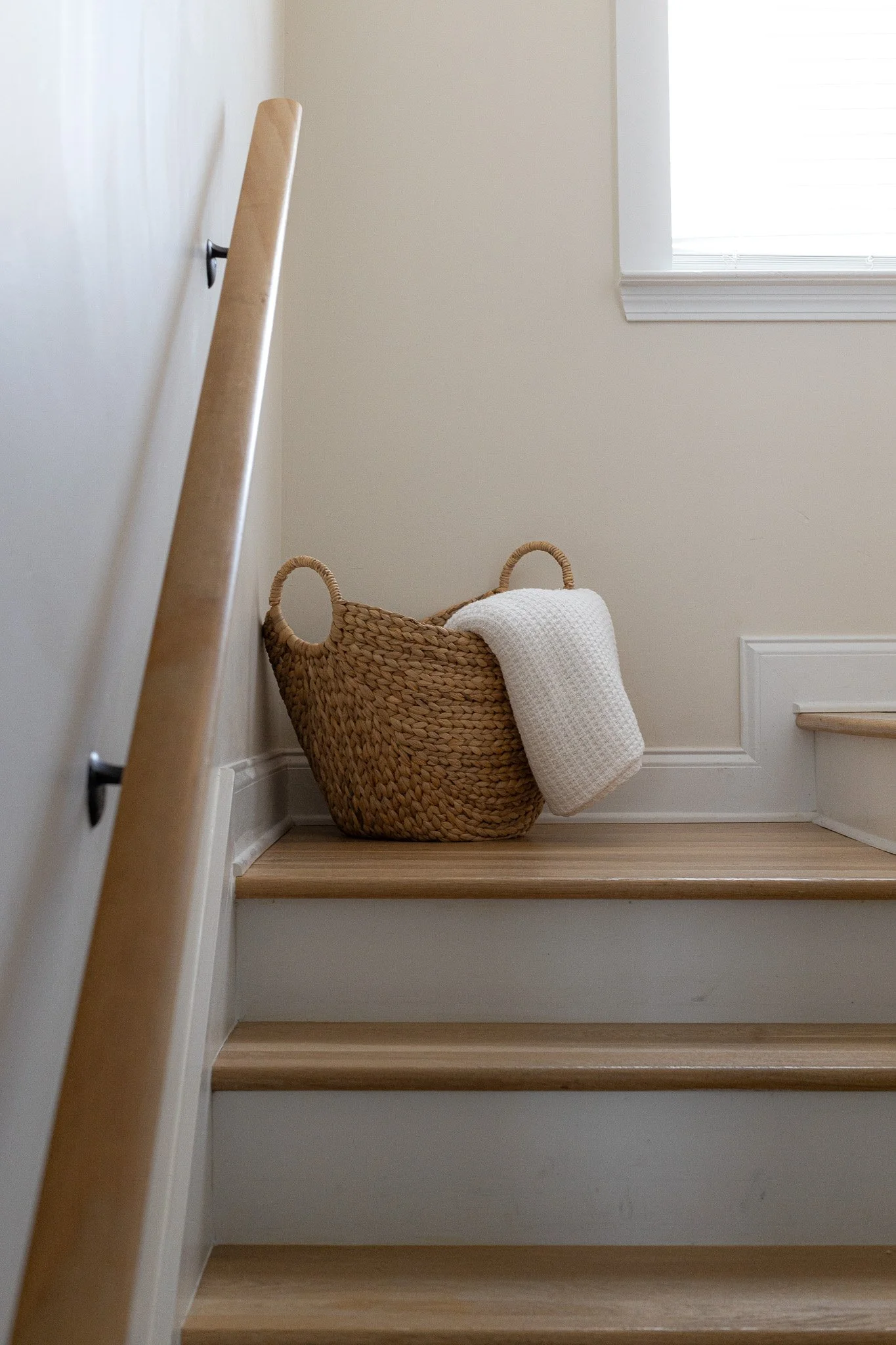 Comfy corners & cozy details for slow mornings.