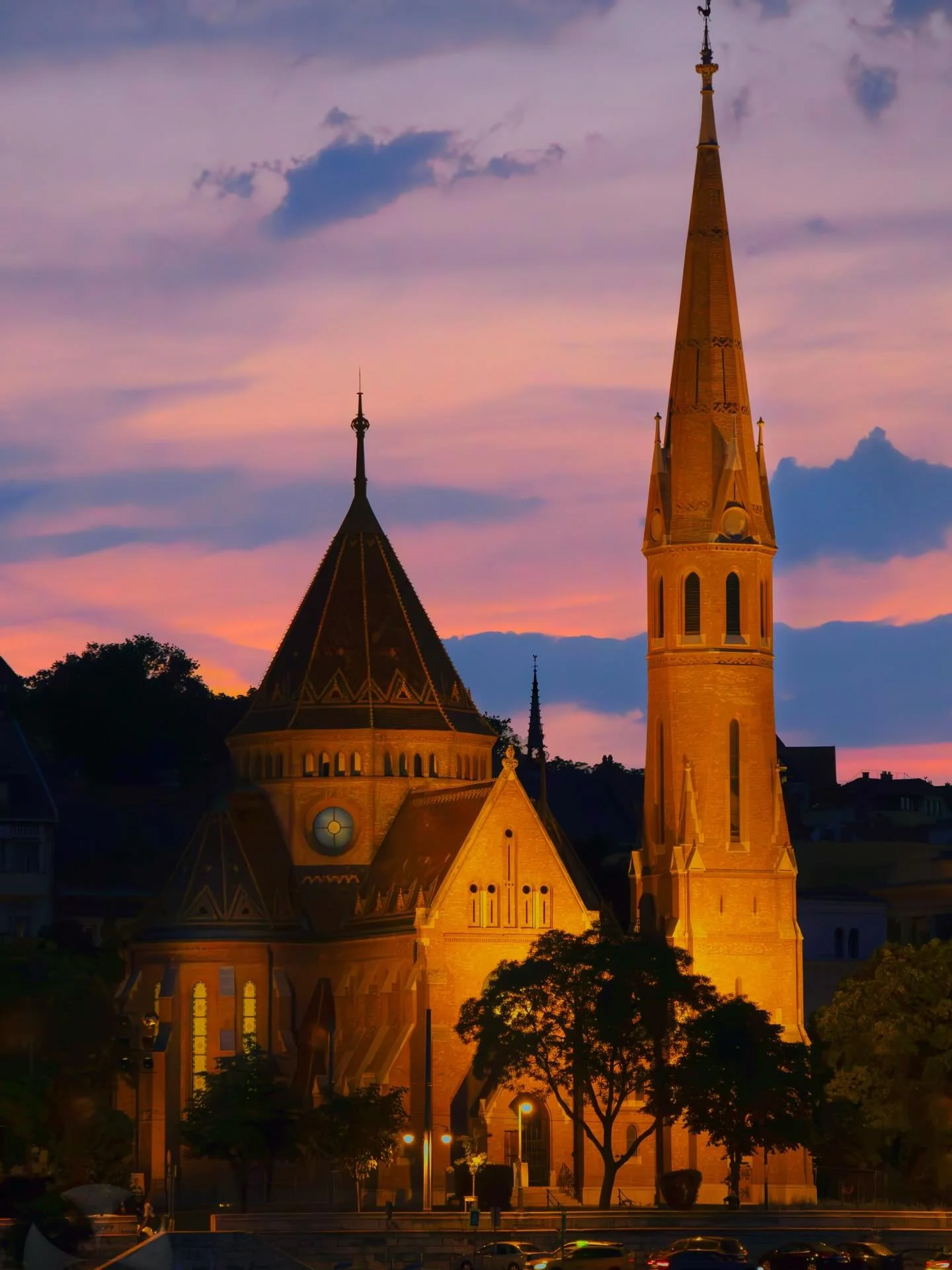 Final edit of the Pentacost church in Budapest. Love the colours on this one. #budapest #travel #somebodyteachmehashtagalgorithms lol!