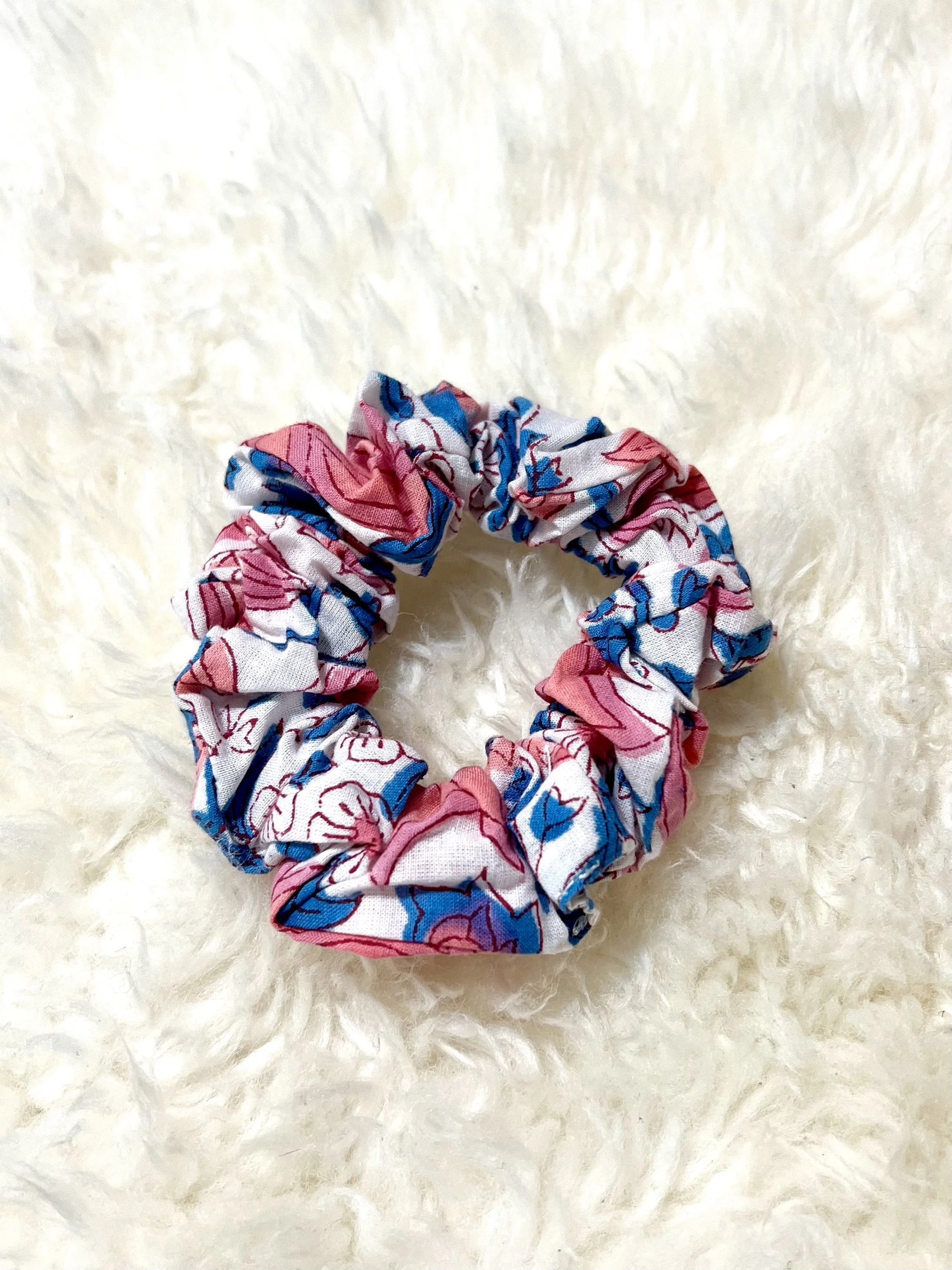 Scrunchie - Pink