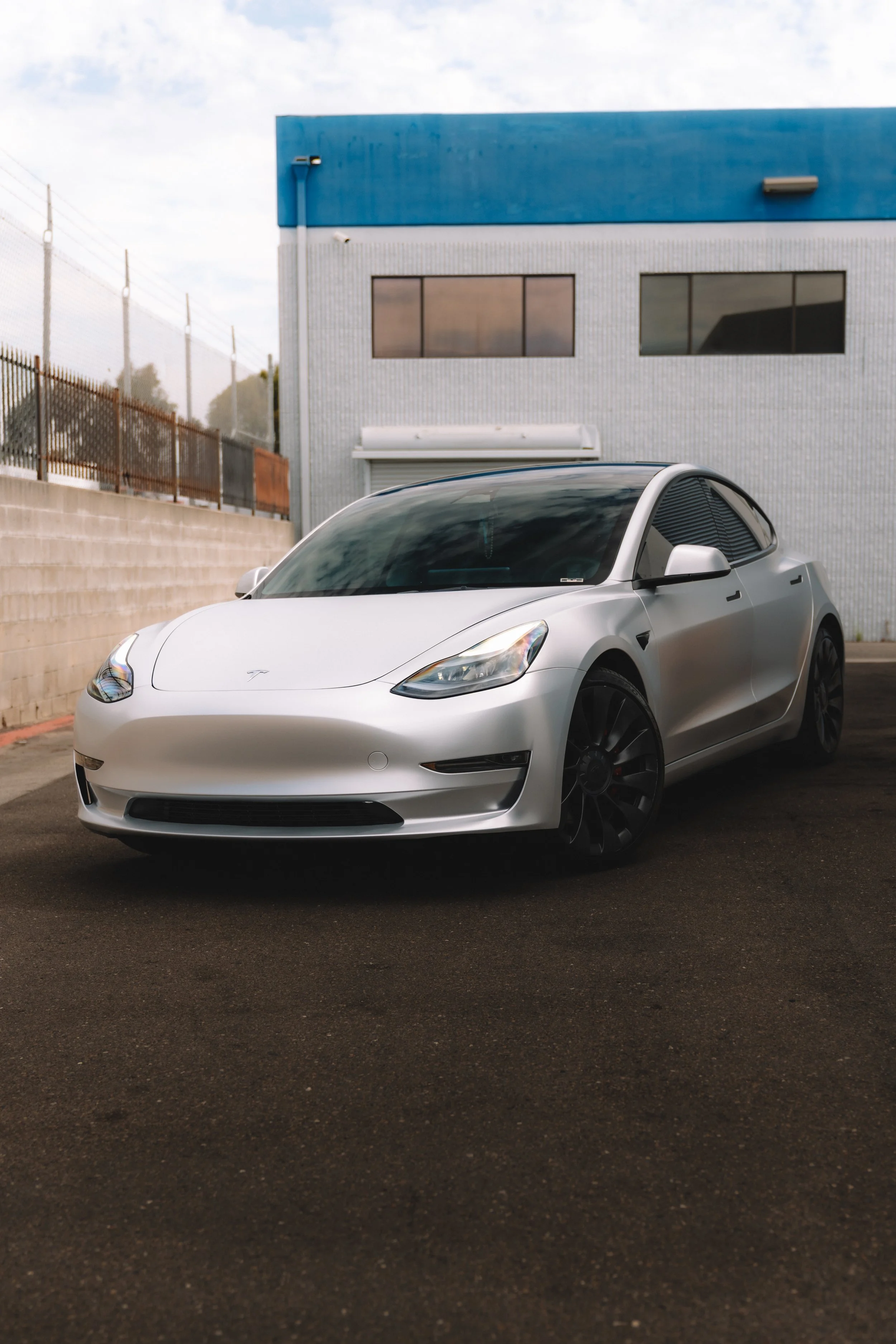 20250825 Tesla 3-7.jpg